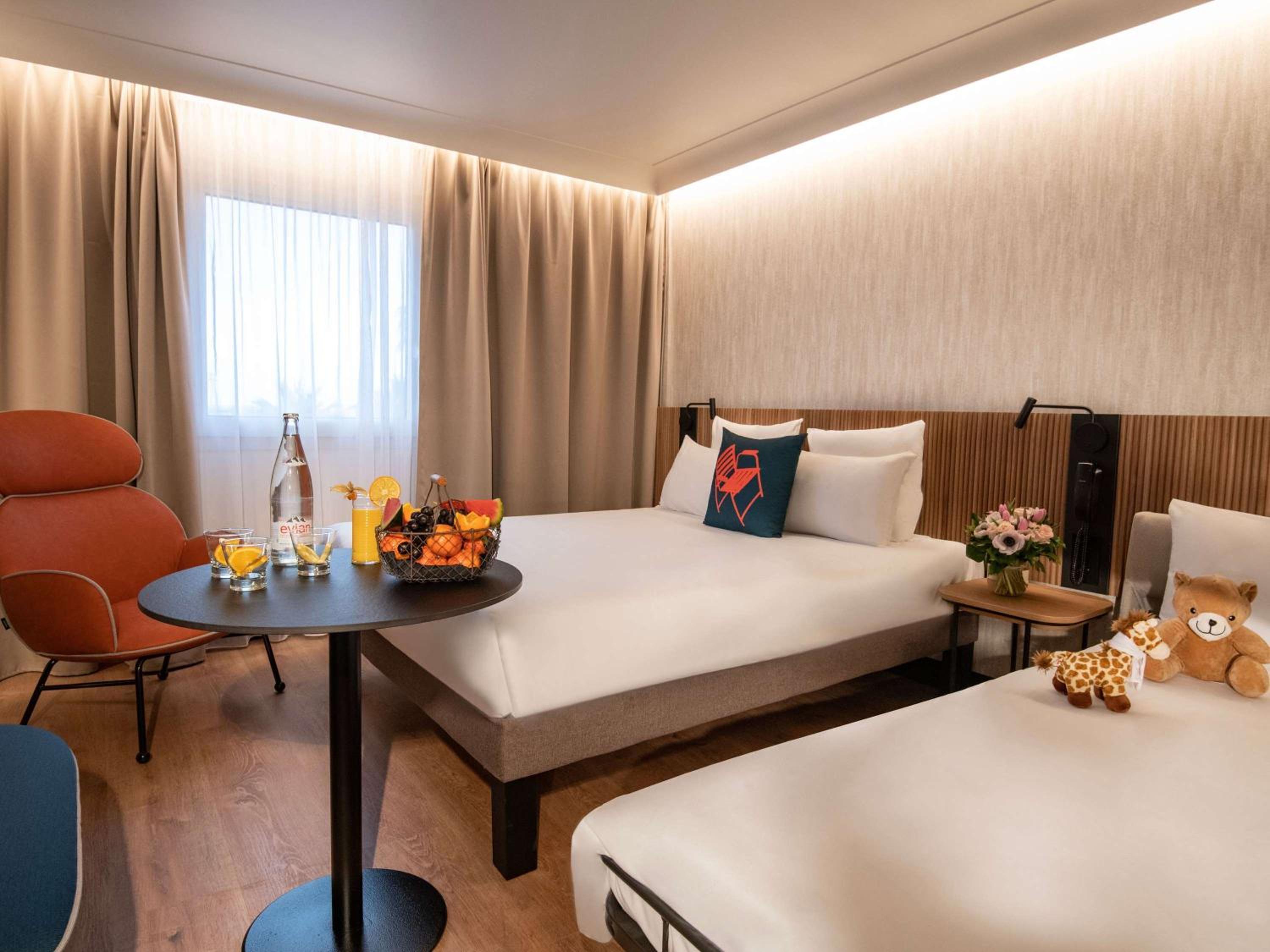 Superior Queen Room with Sofa