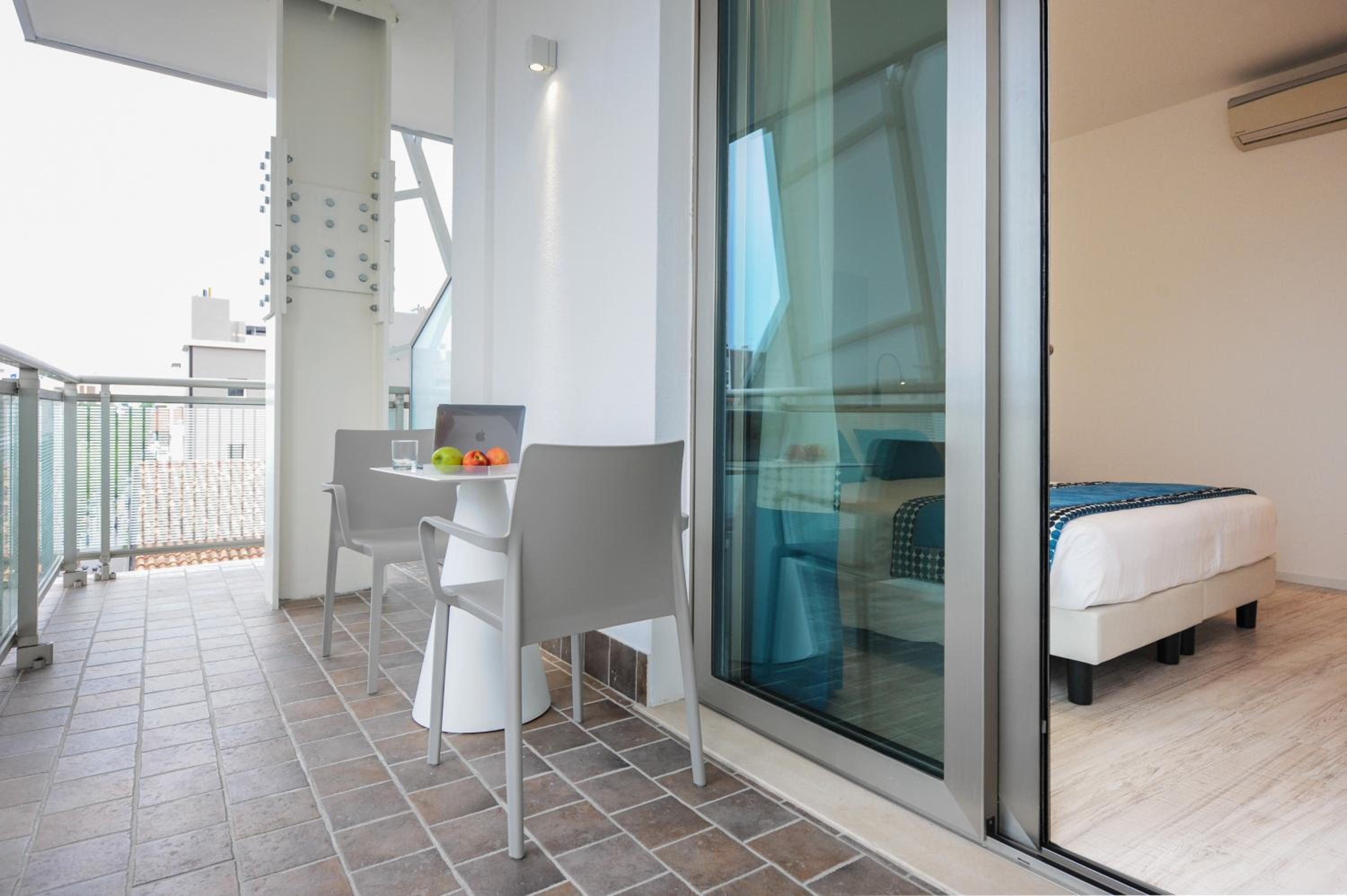 Superior Double Room with Beach Access