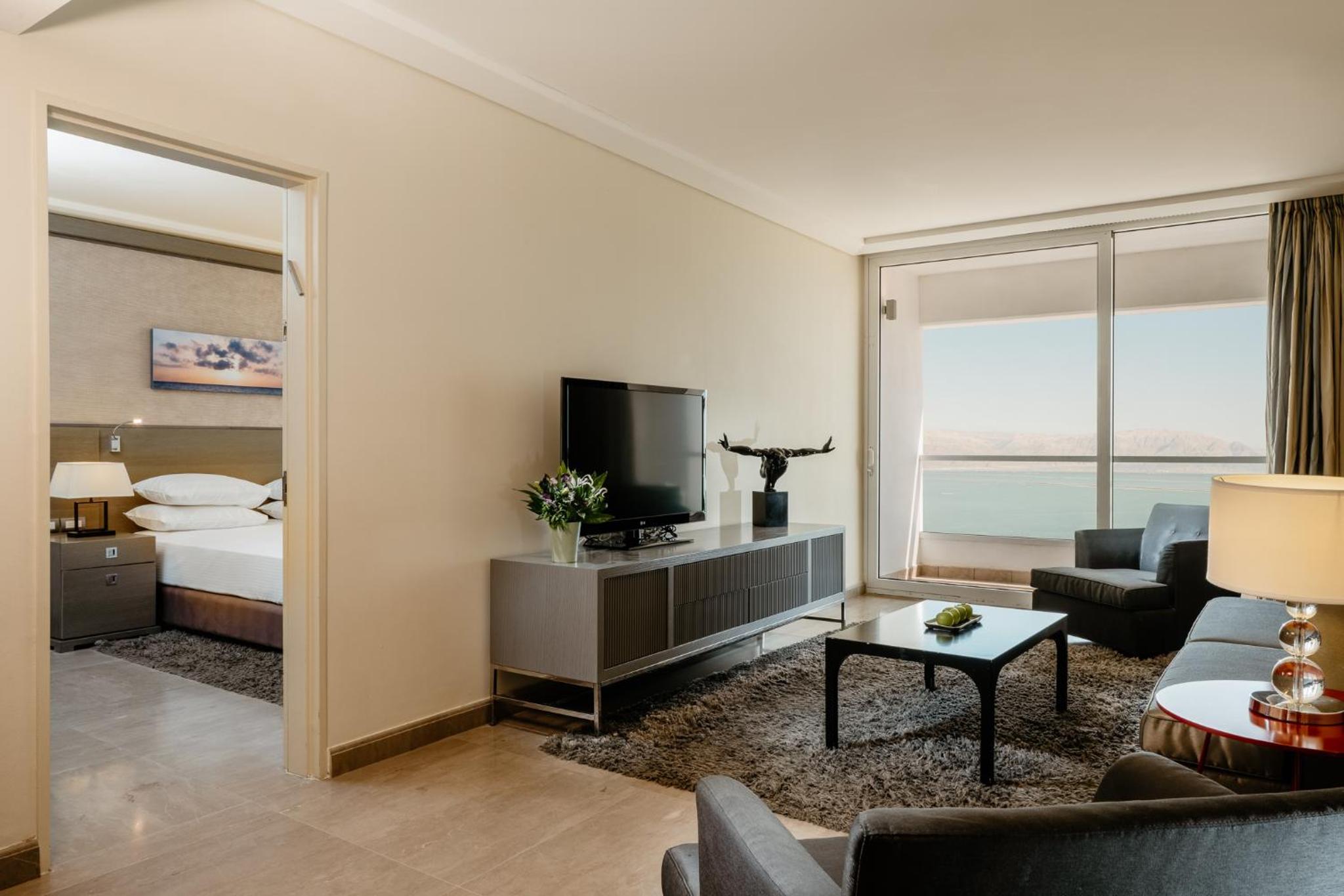 Executive Deluxe Suite with Balcony - Sea View (Adults only)