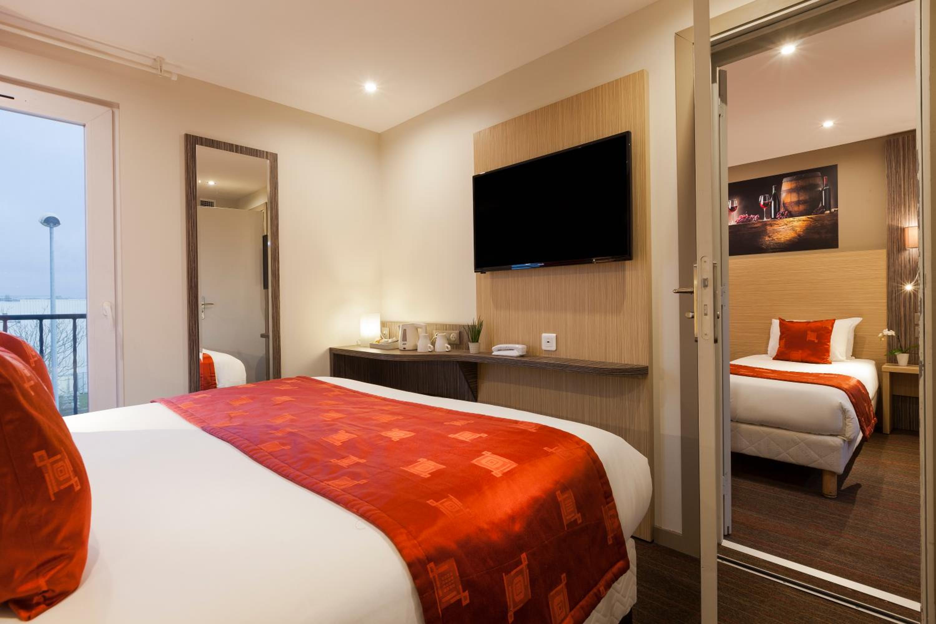 Two Connecting Double Rooms