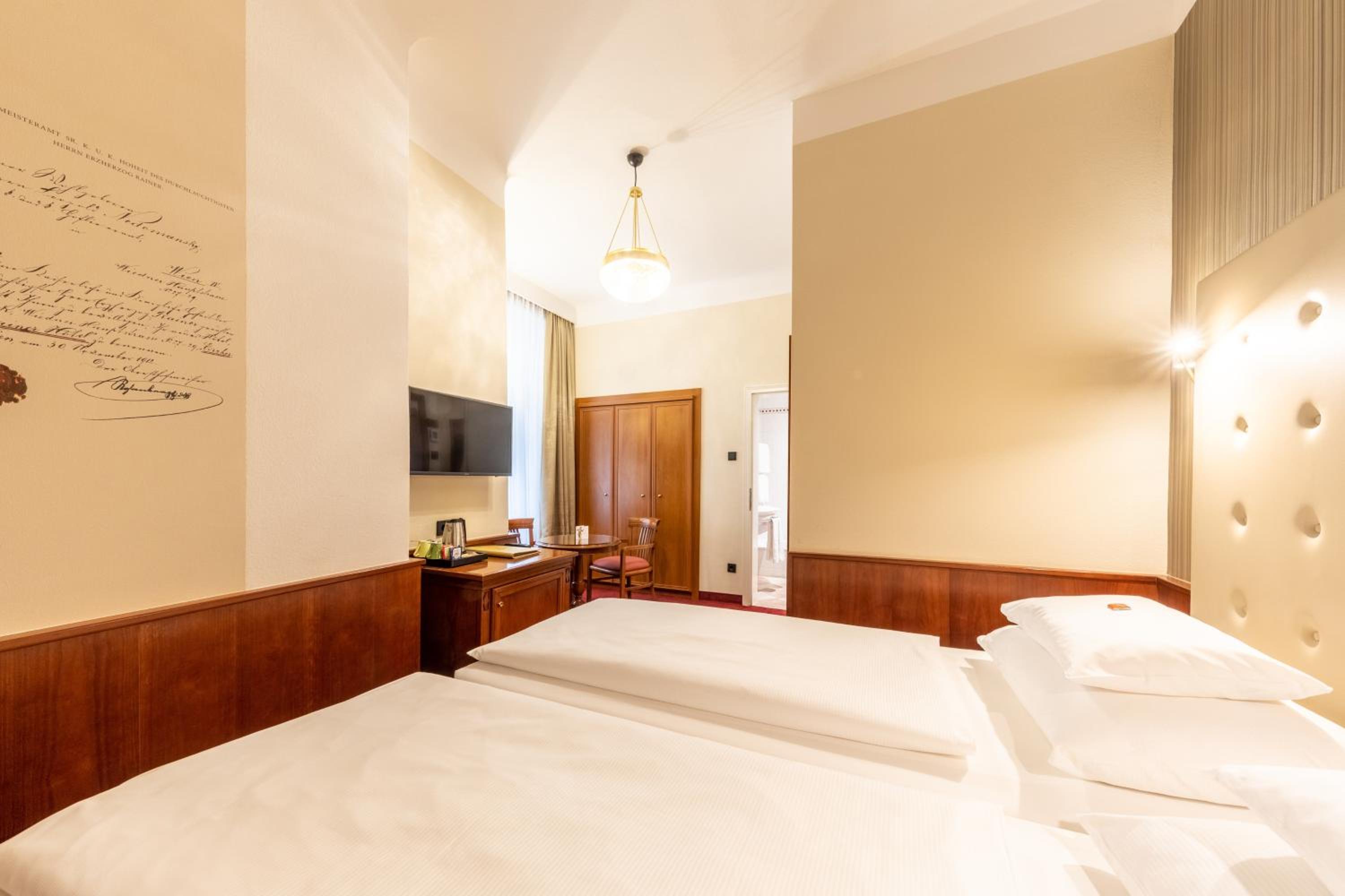 Double Room with Courtyard View