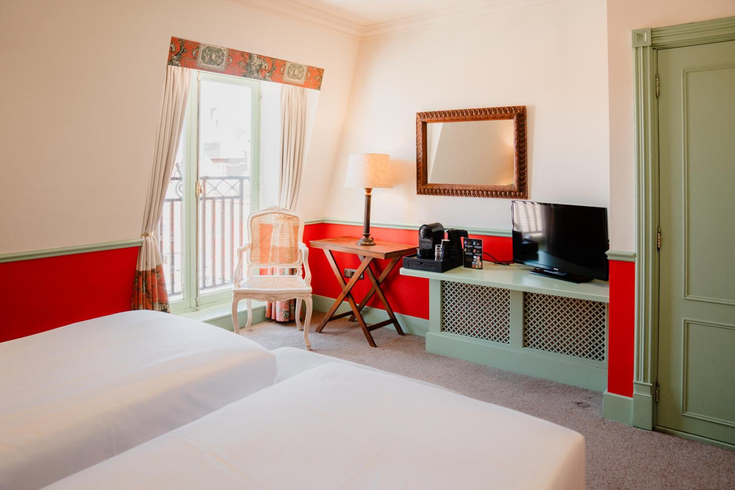 Superior Room with Shower