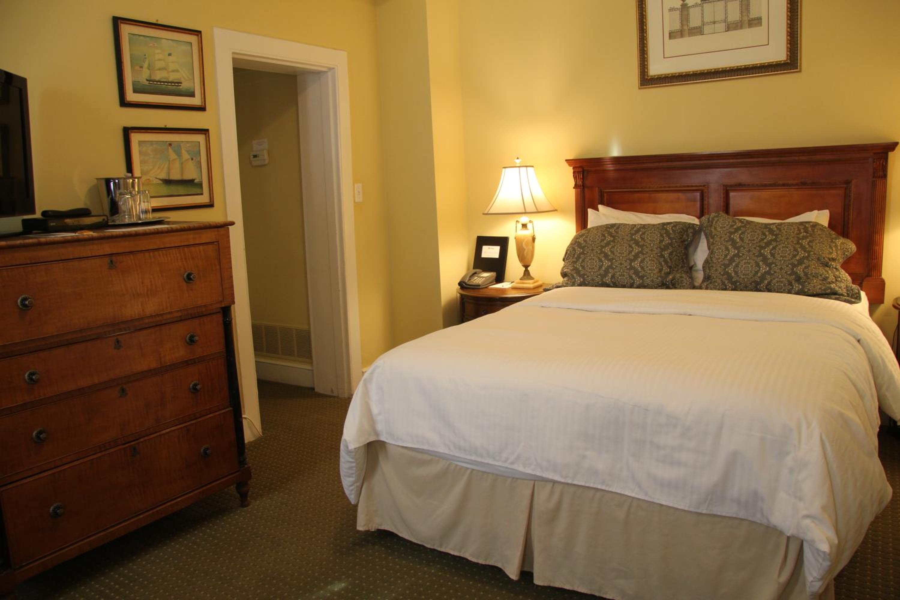 Standard Room 204 Main House 