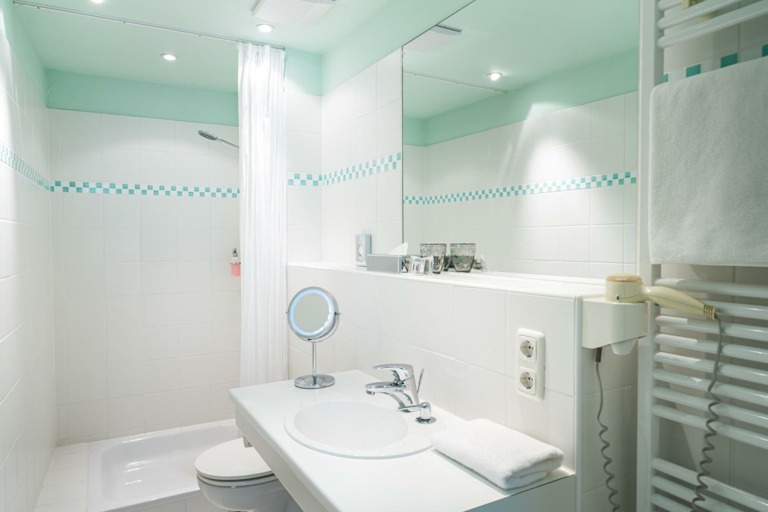 Standard Single Room (in our annex 197 ft from the main building)