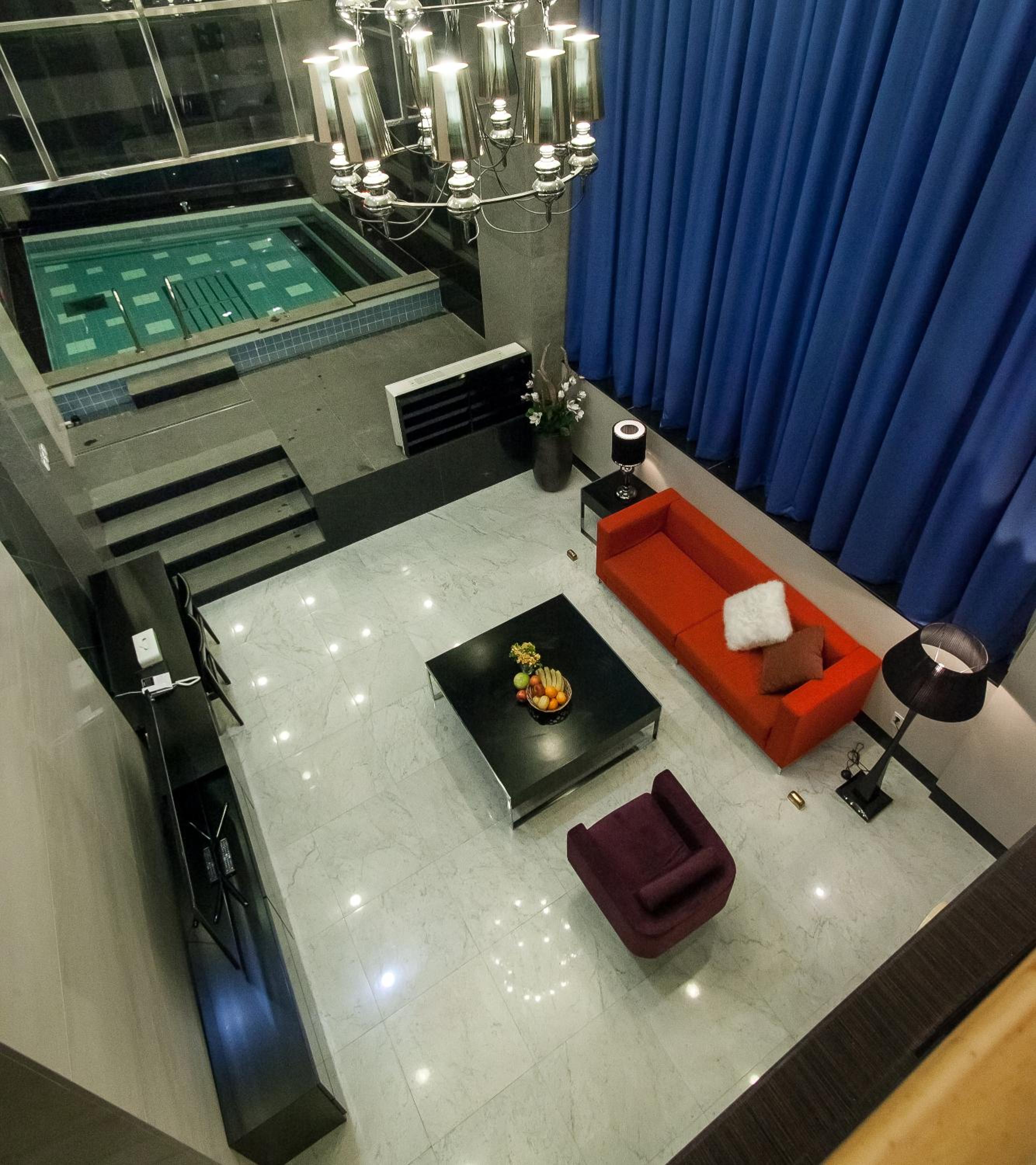 Suite with Private Pool