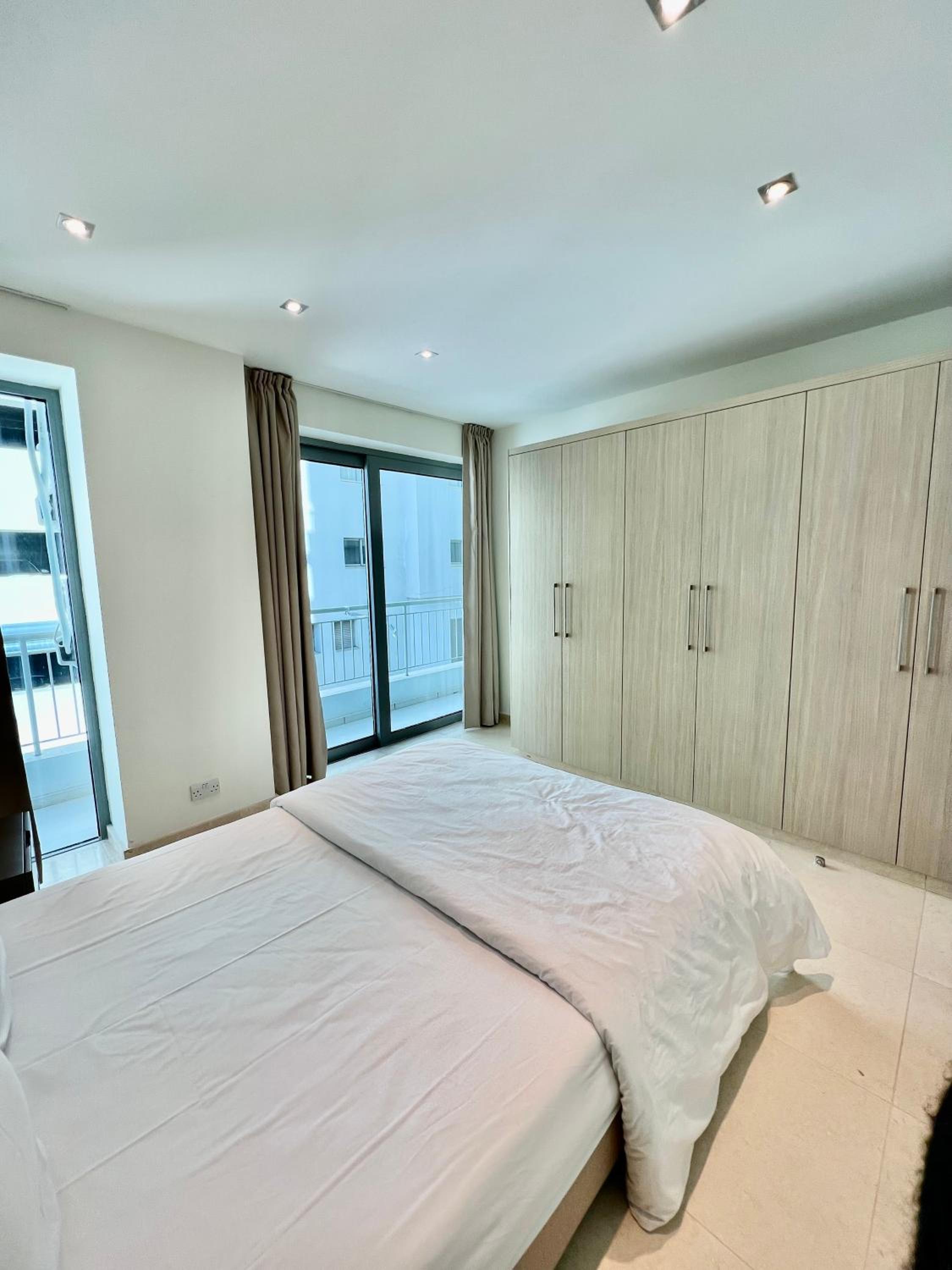 Apartment with Balcony