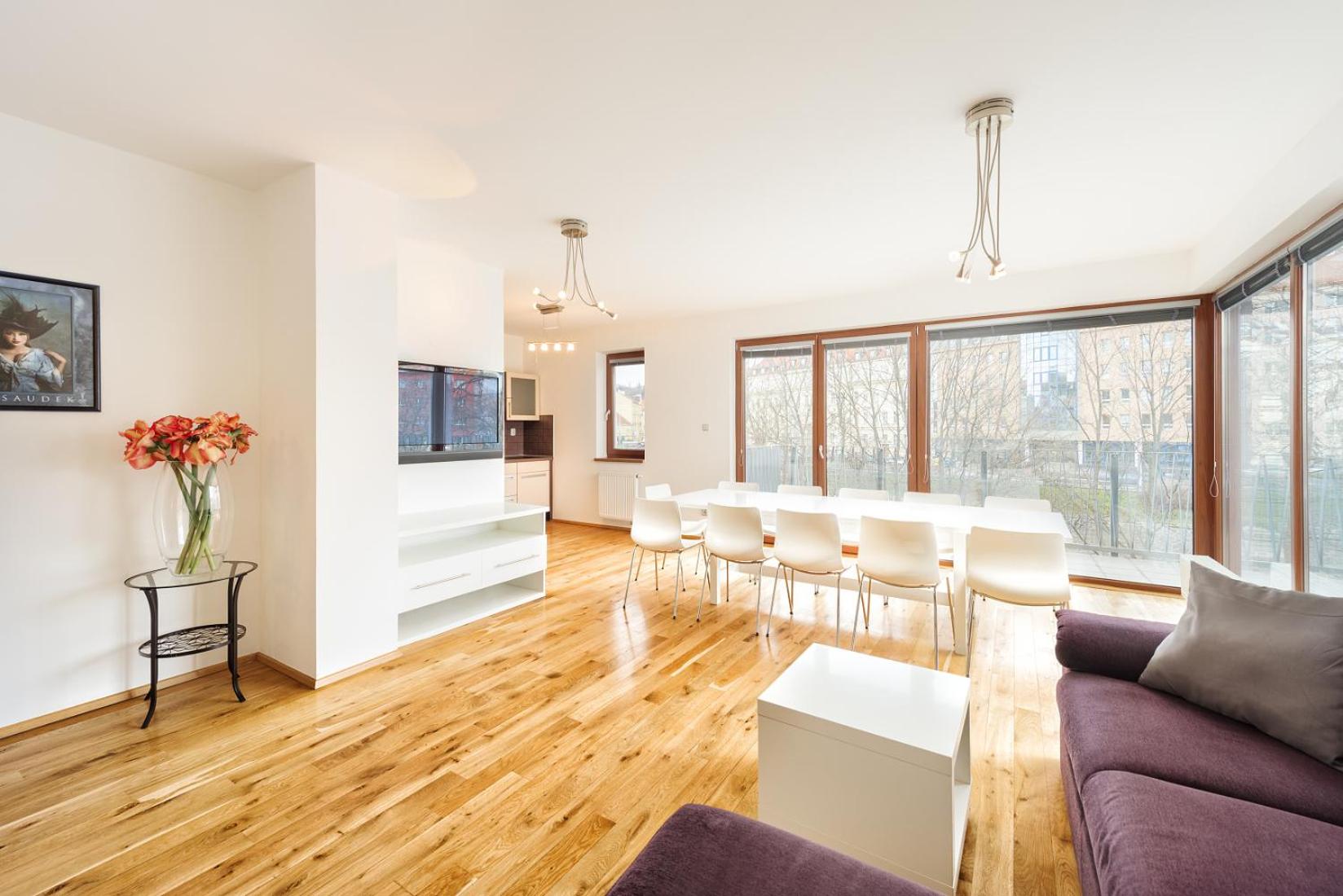 Apartment with Balcony