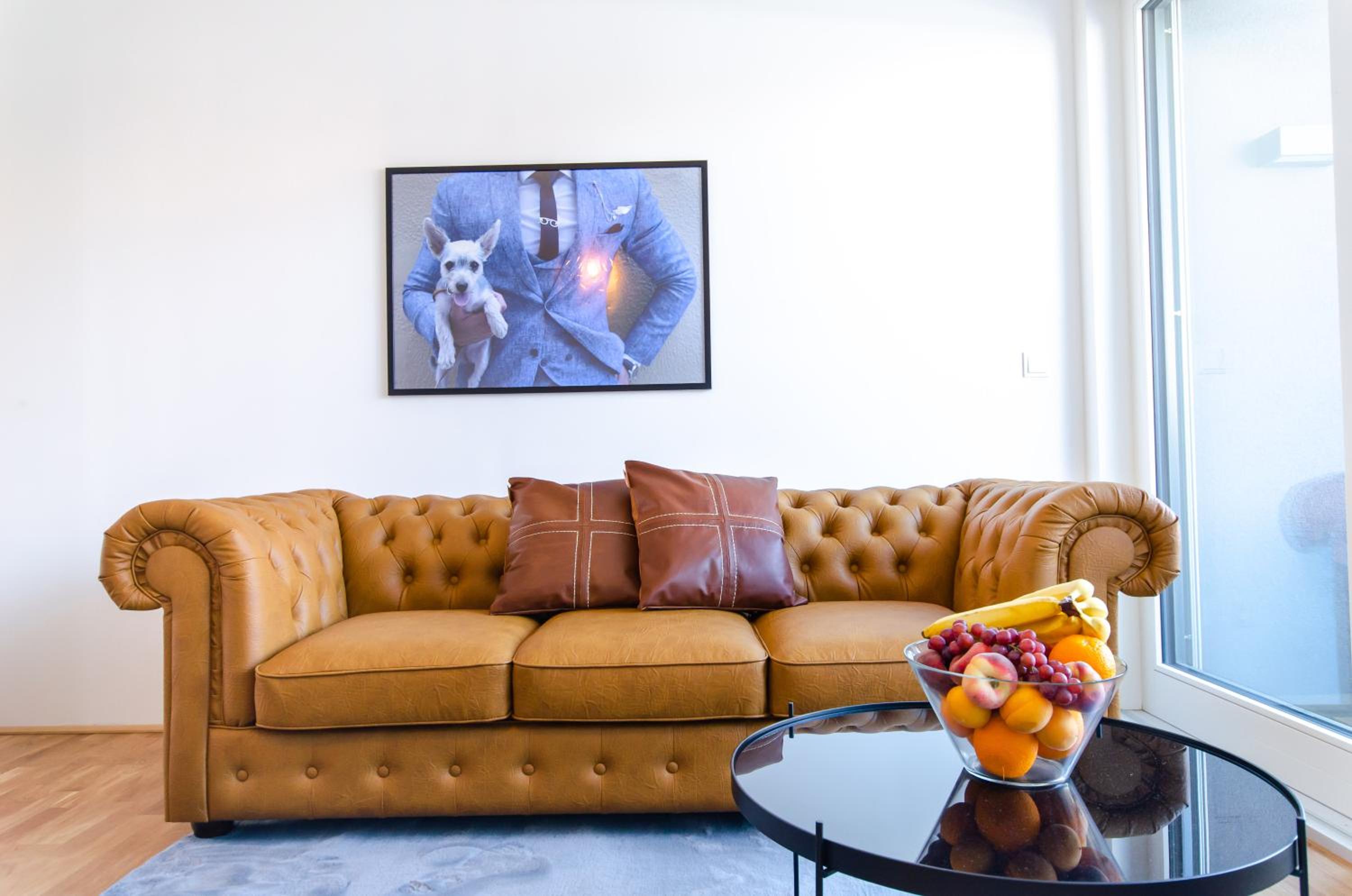 Deluxe One-Bedroom Apartment with Terrace