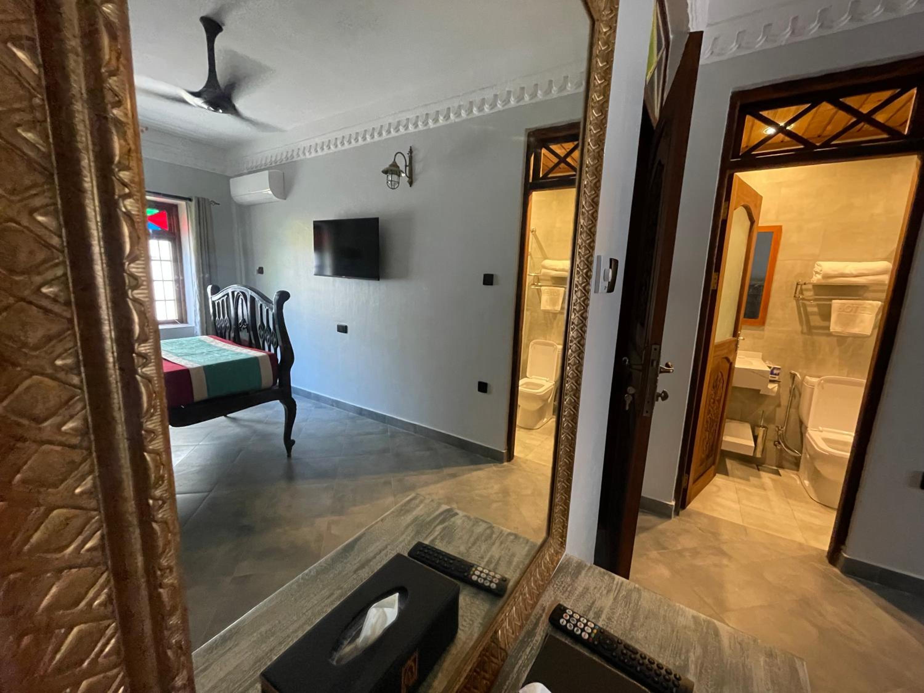 Apartment with City View