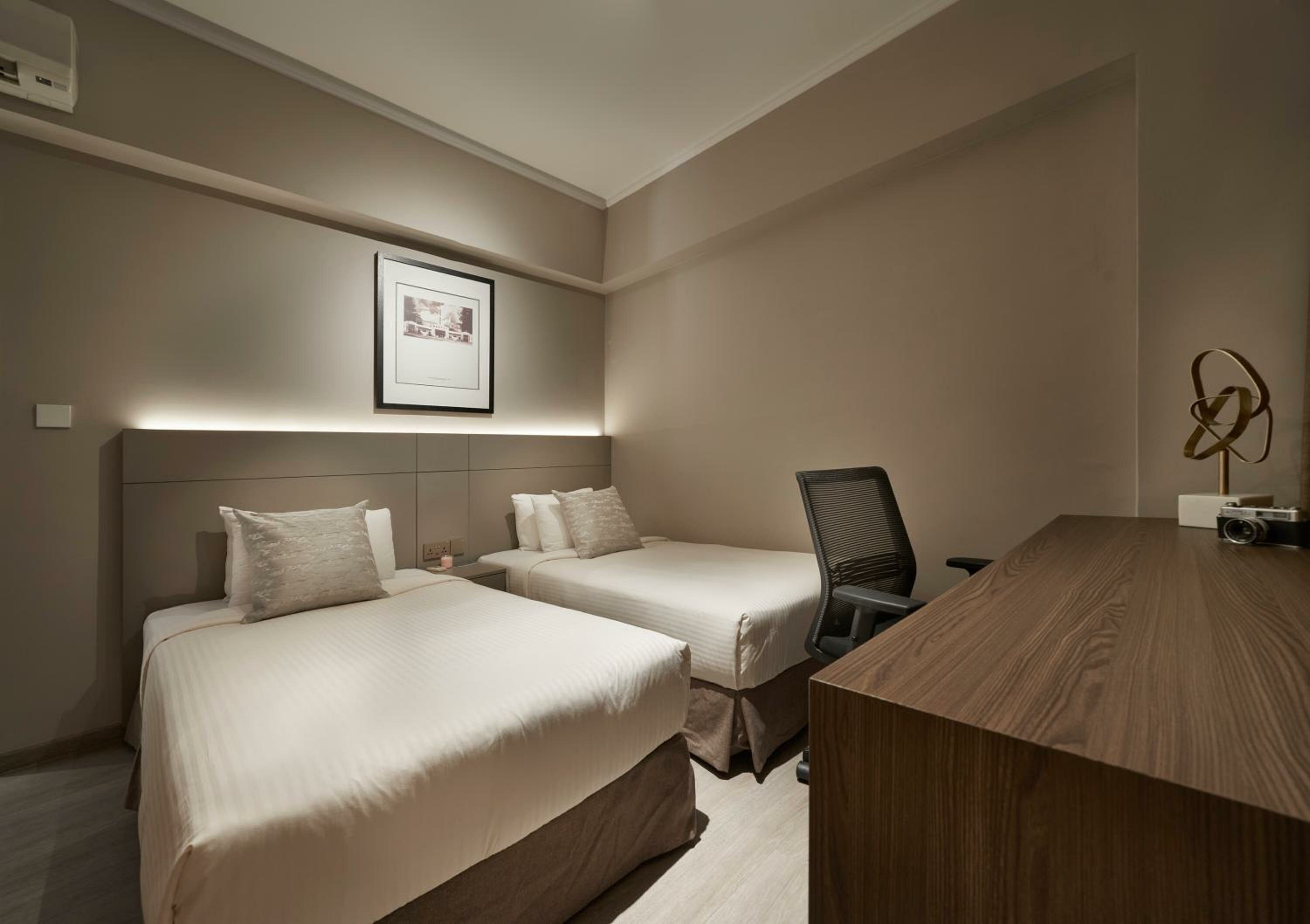 Three-Bedroom Superior Apartment