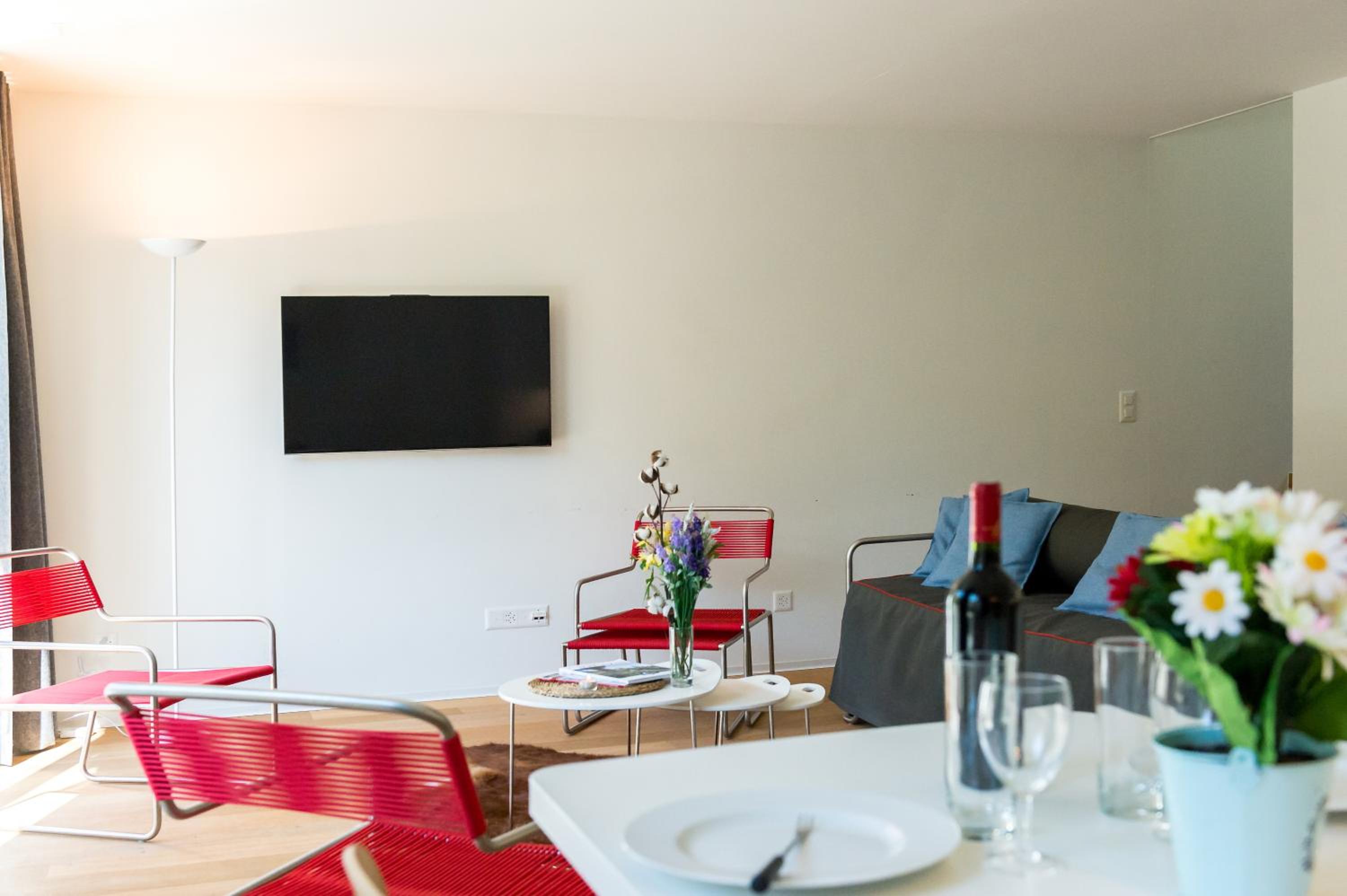 Apartment with Matterhorn view and balcony: 436 ft²/1432 ft²