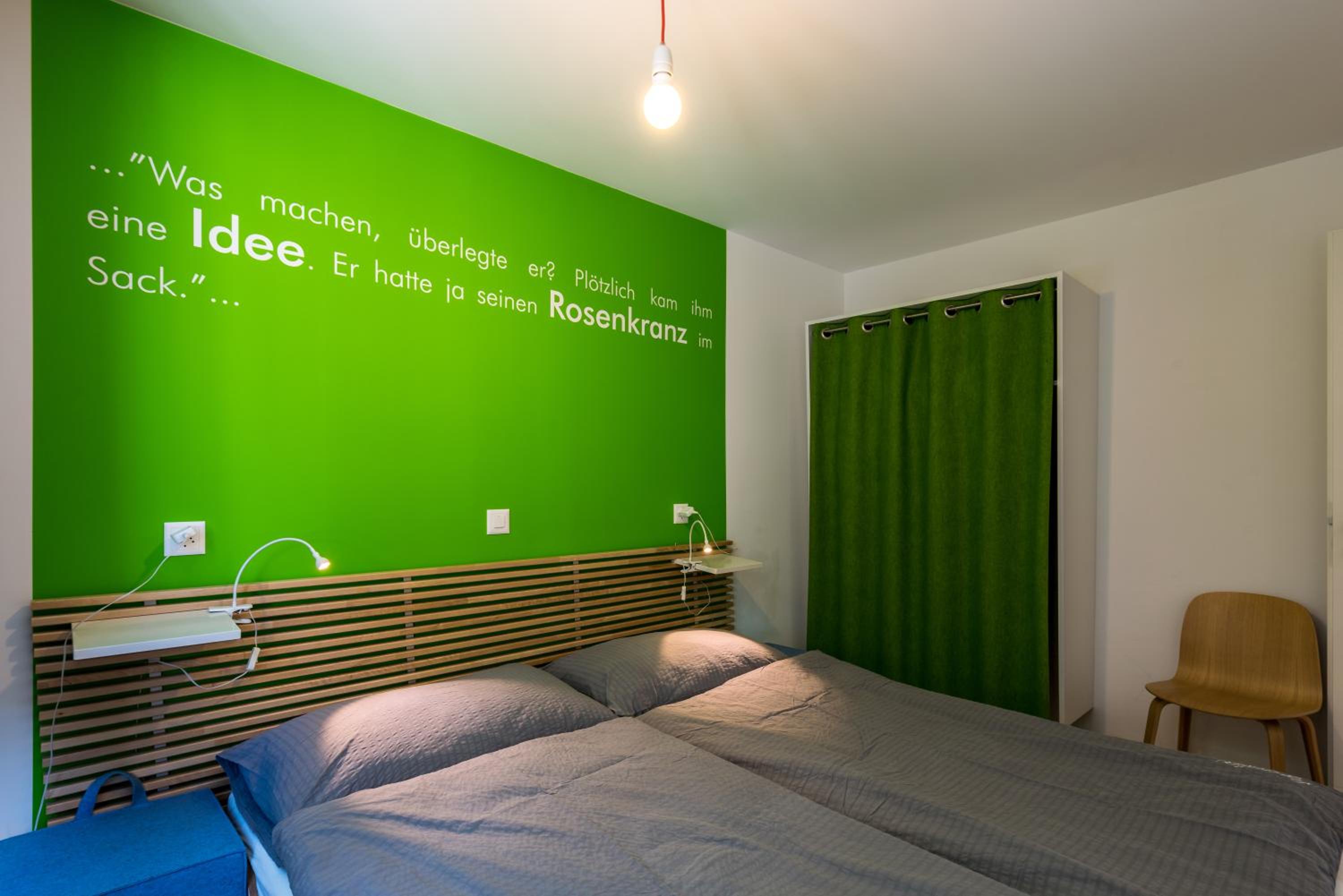 Apartment with Matterhorn view and balcony: 436 ft²/1432 ft²