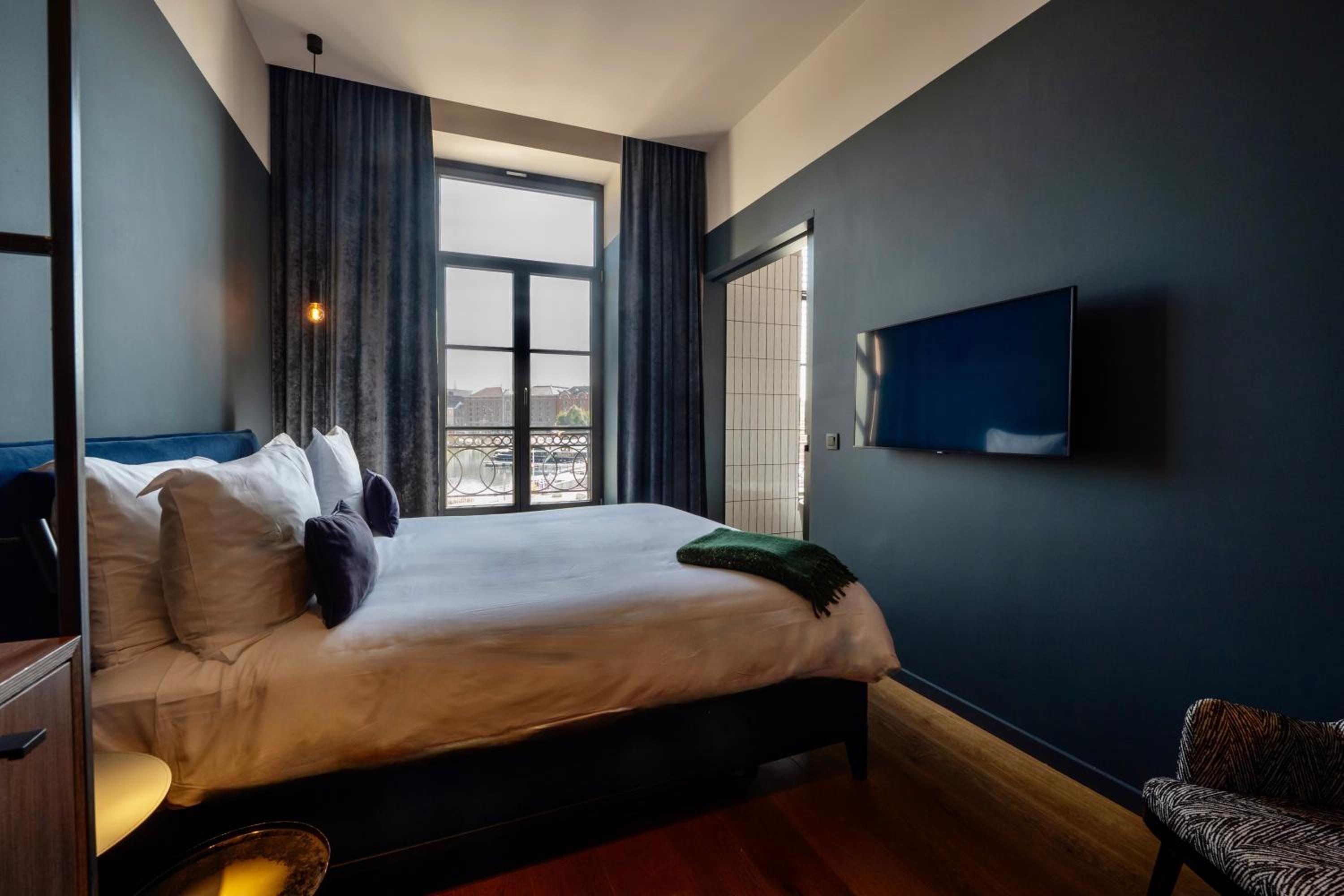 Superior Double Room with Rain Shower