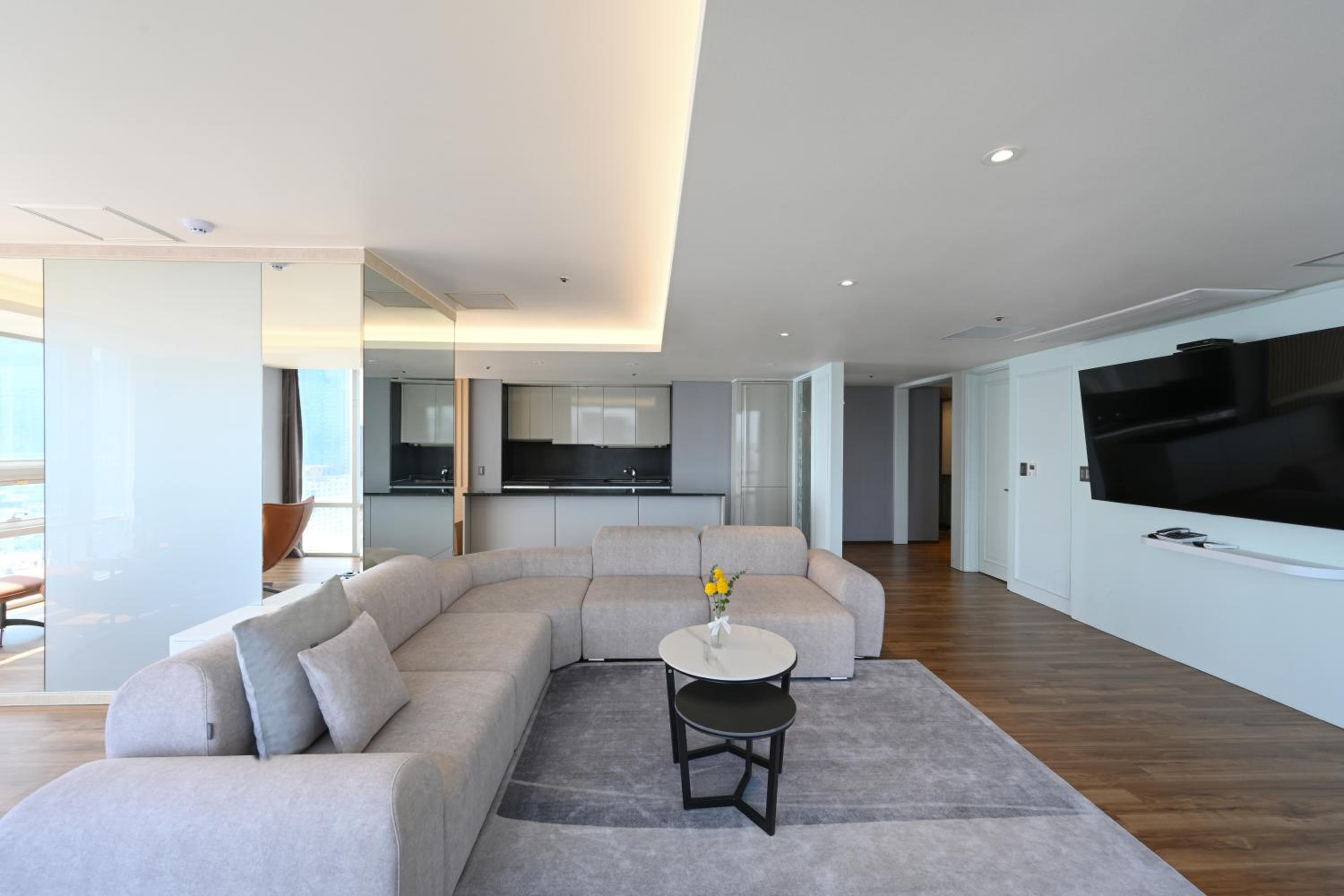 Royal Suite with Ocean View