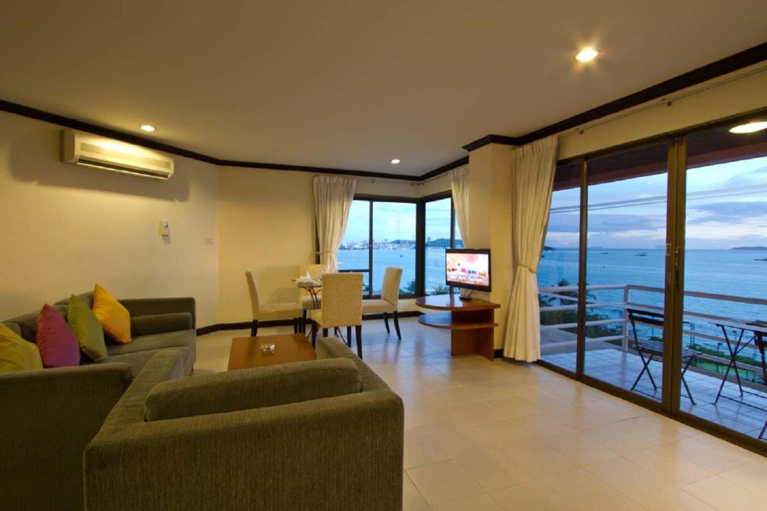 Suite with Sea View