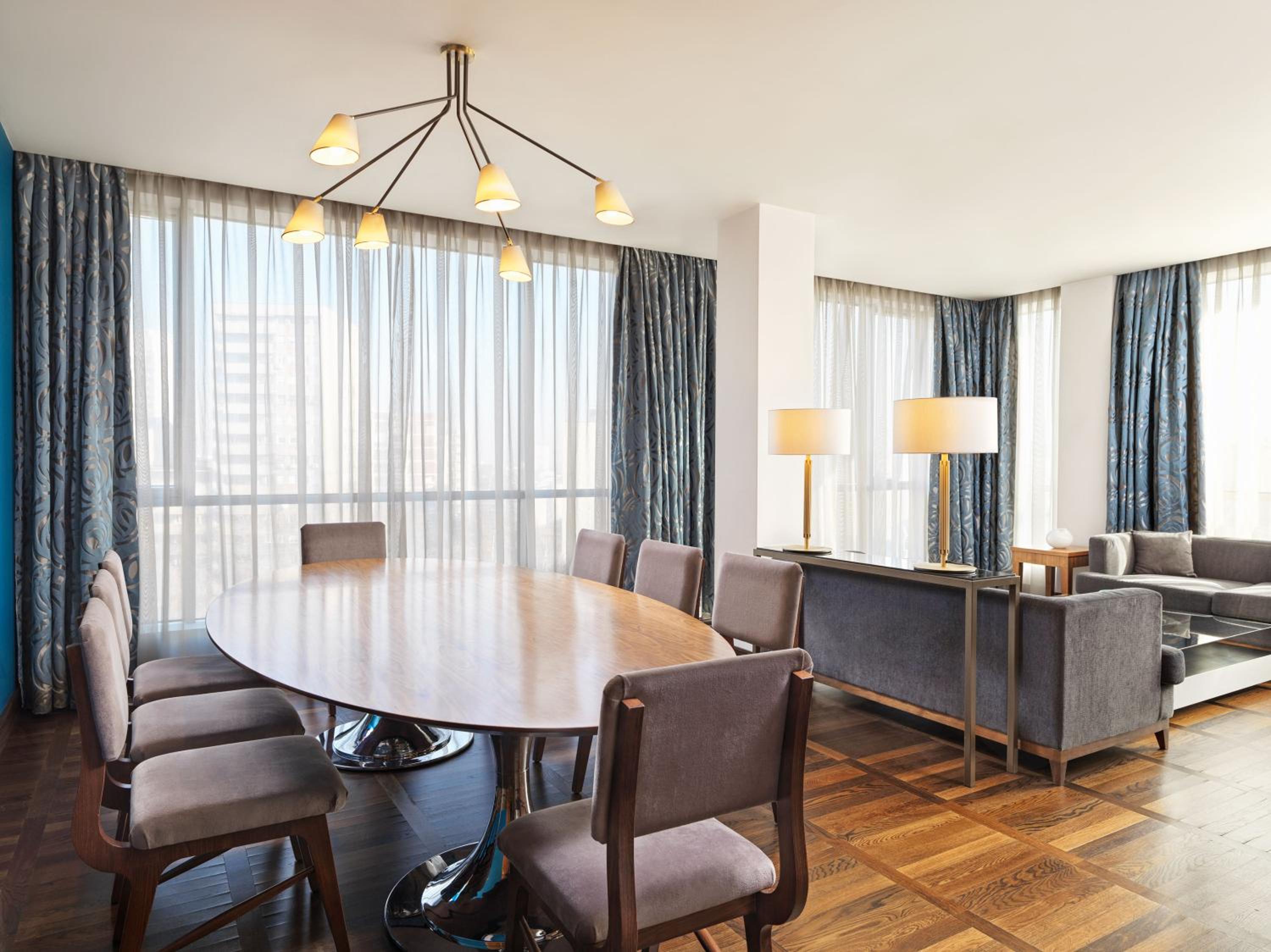 Park Suite