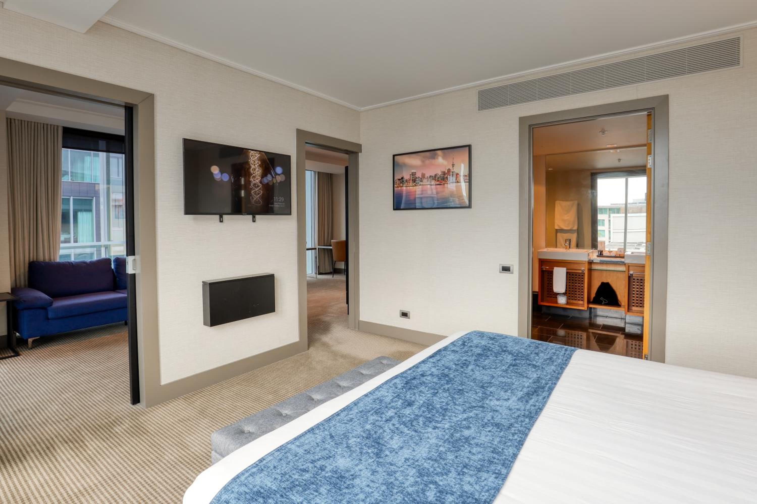 Junior Suite with Balcony