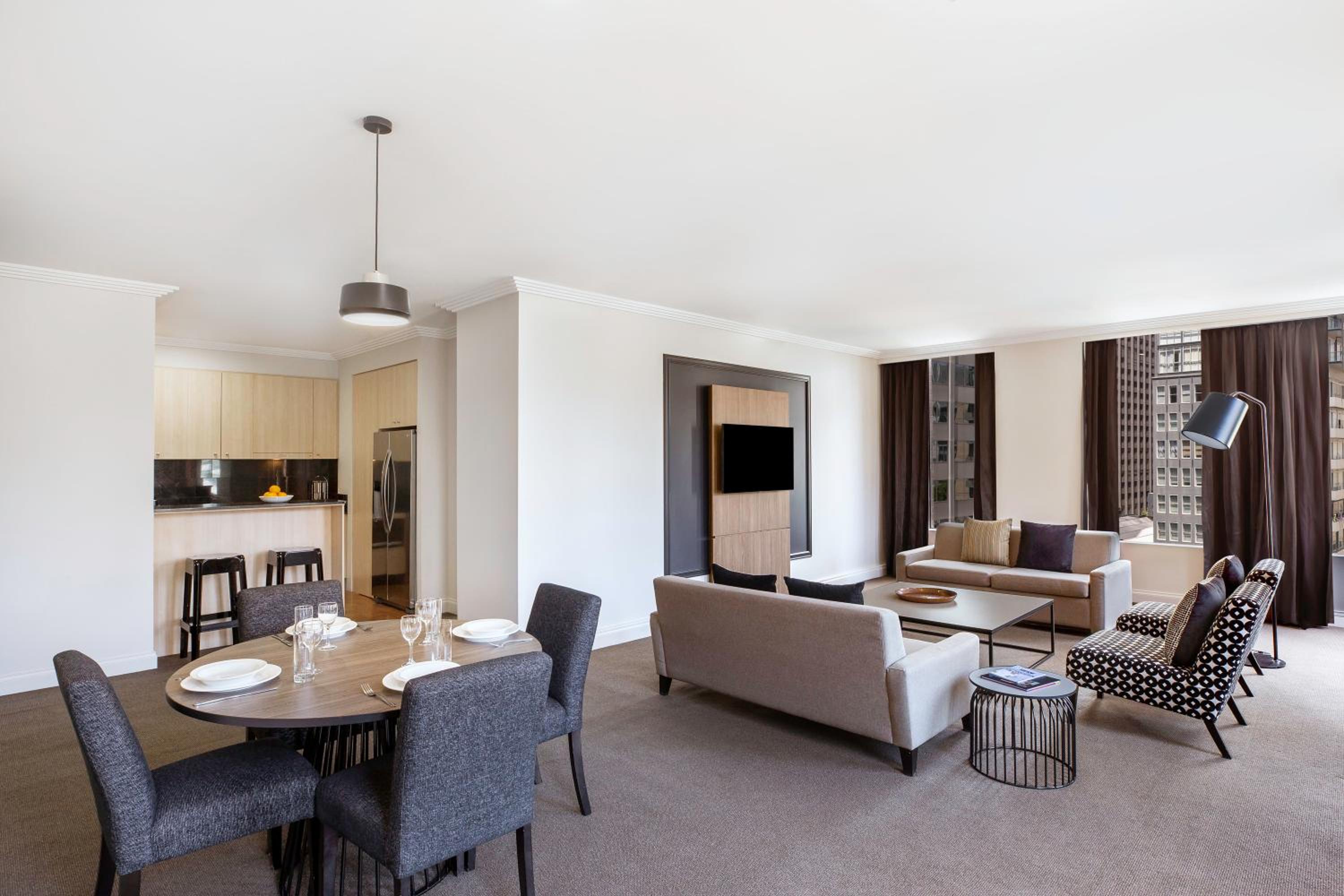 One-Bedroom Deluxe Apartment