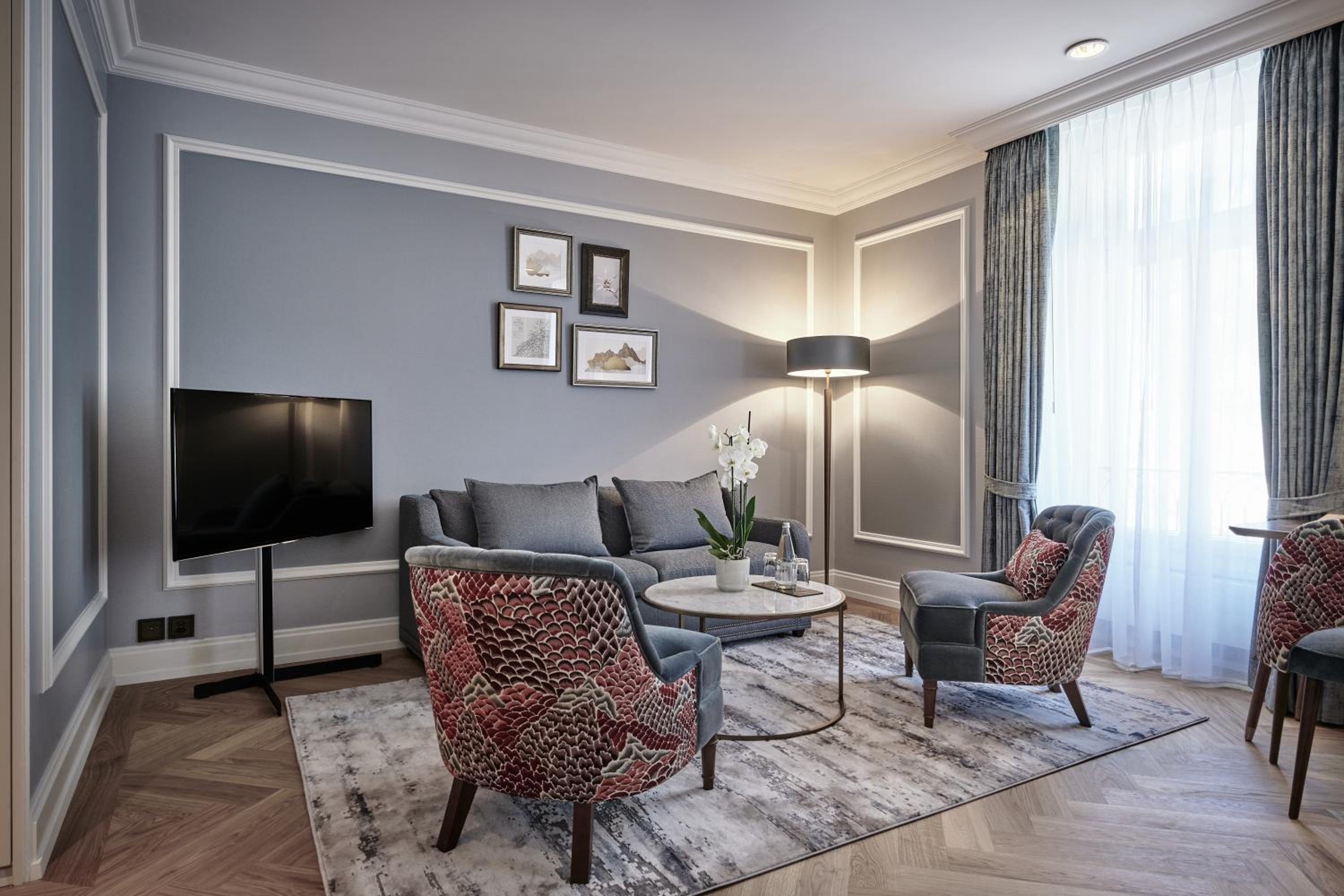 Superior Junior Suite