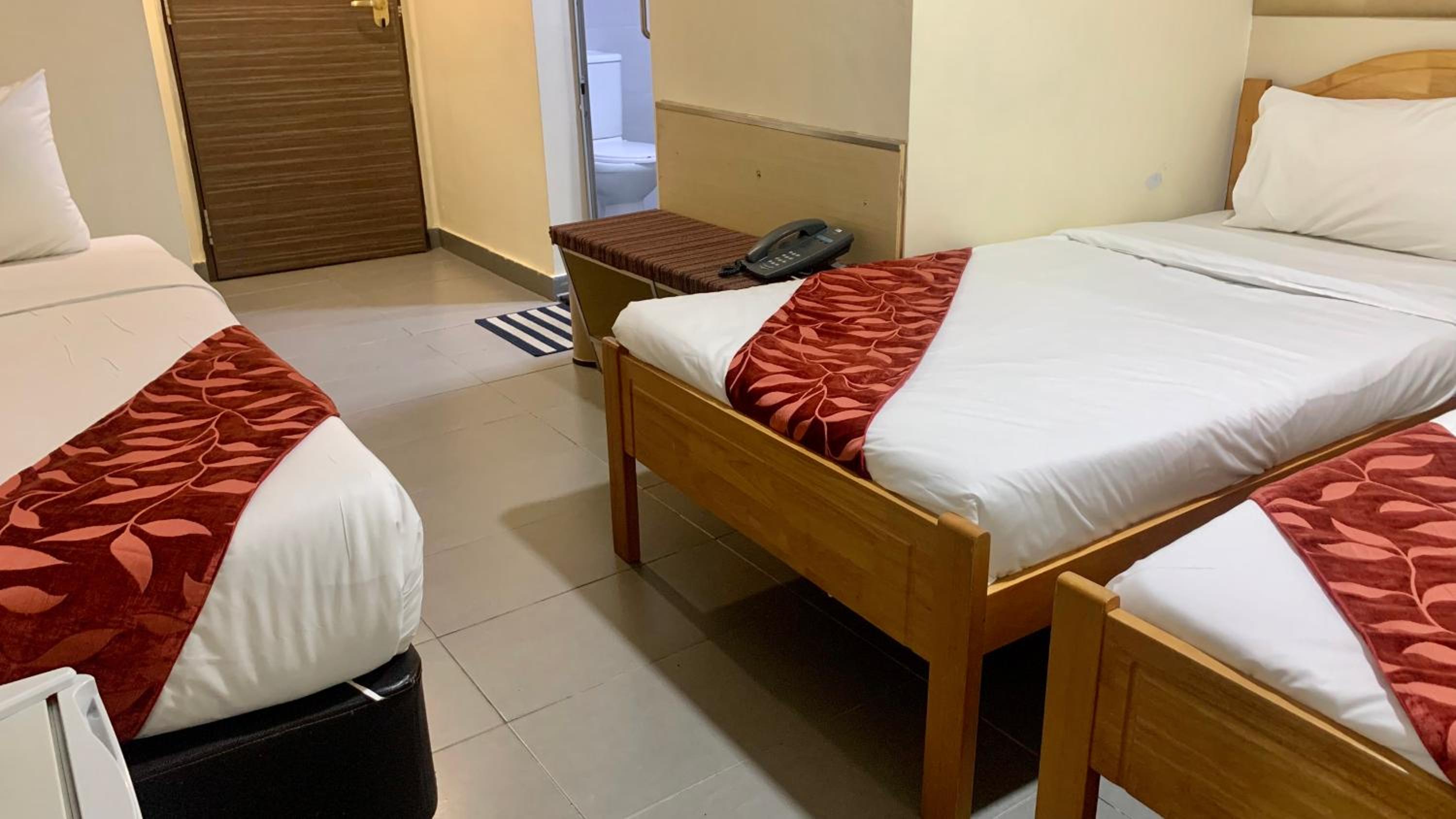 Family Room - No Window