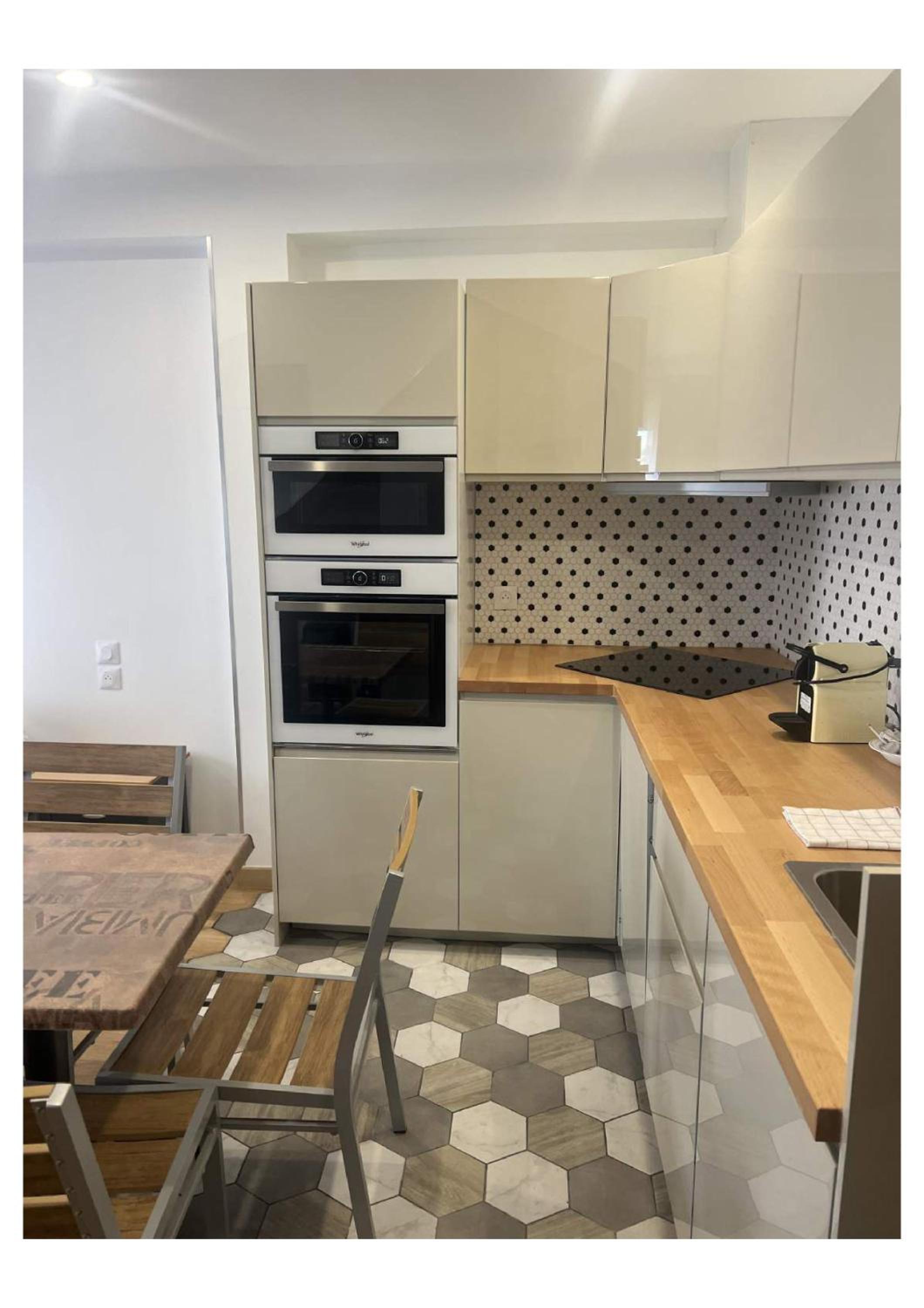 Apartment (6 Adults)