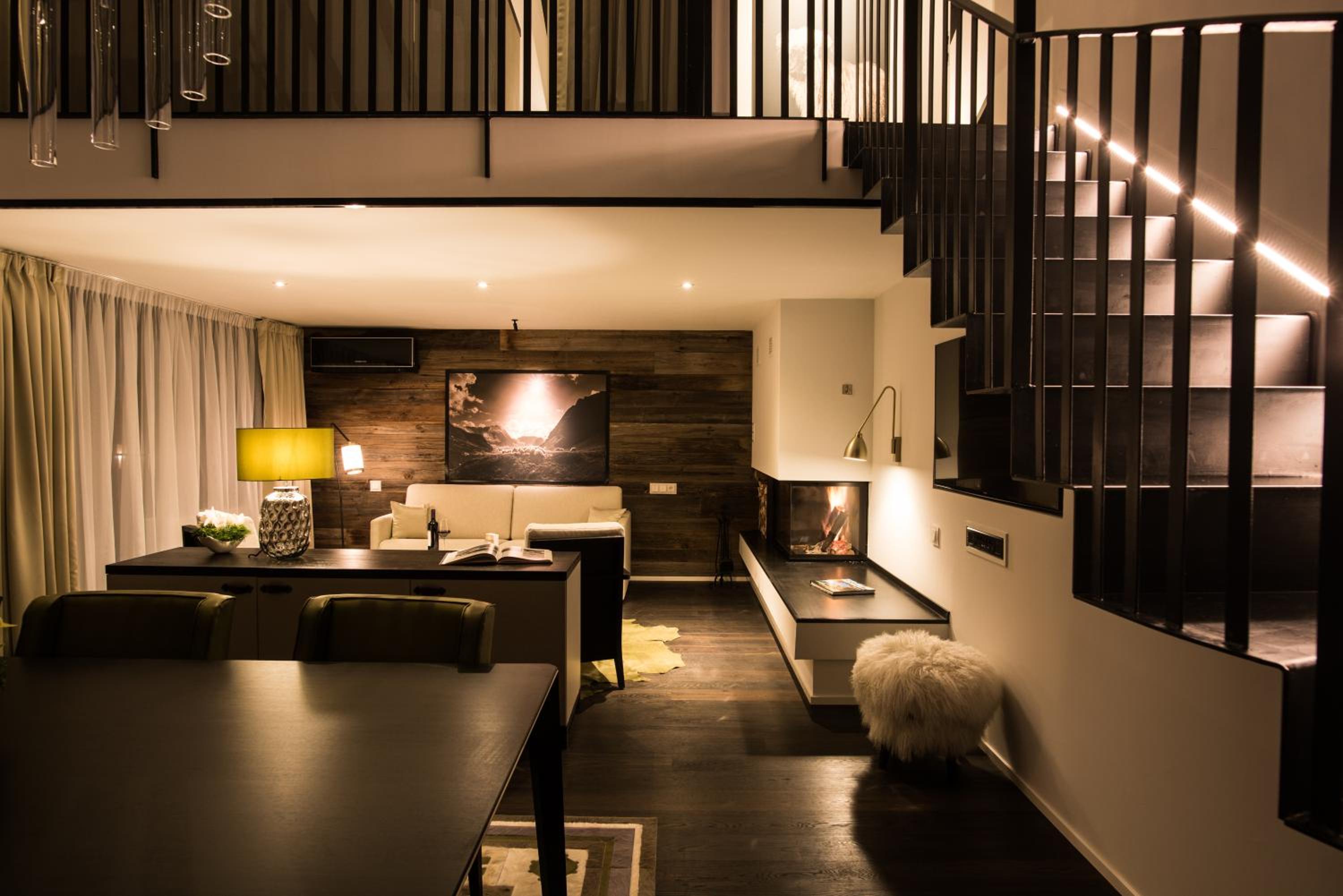 Penthouse Deluxe Suite