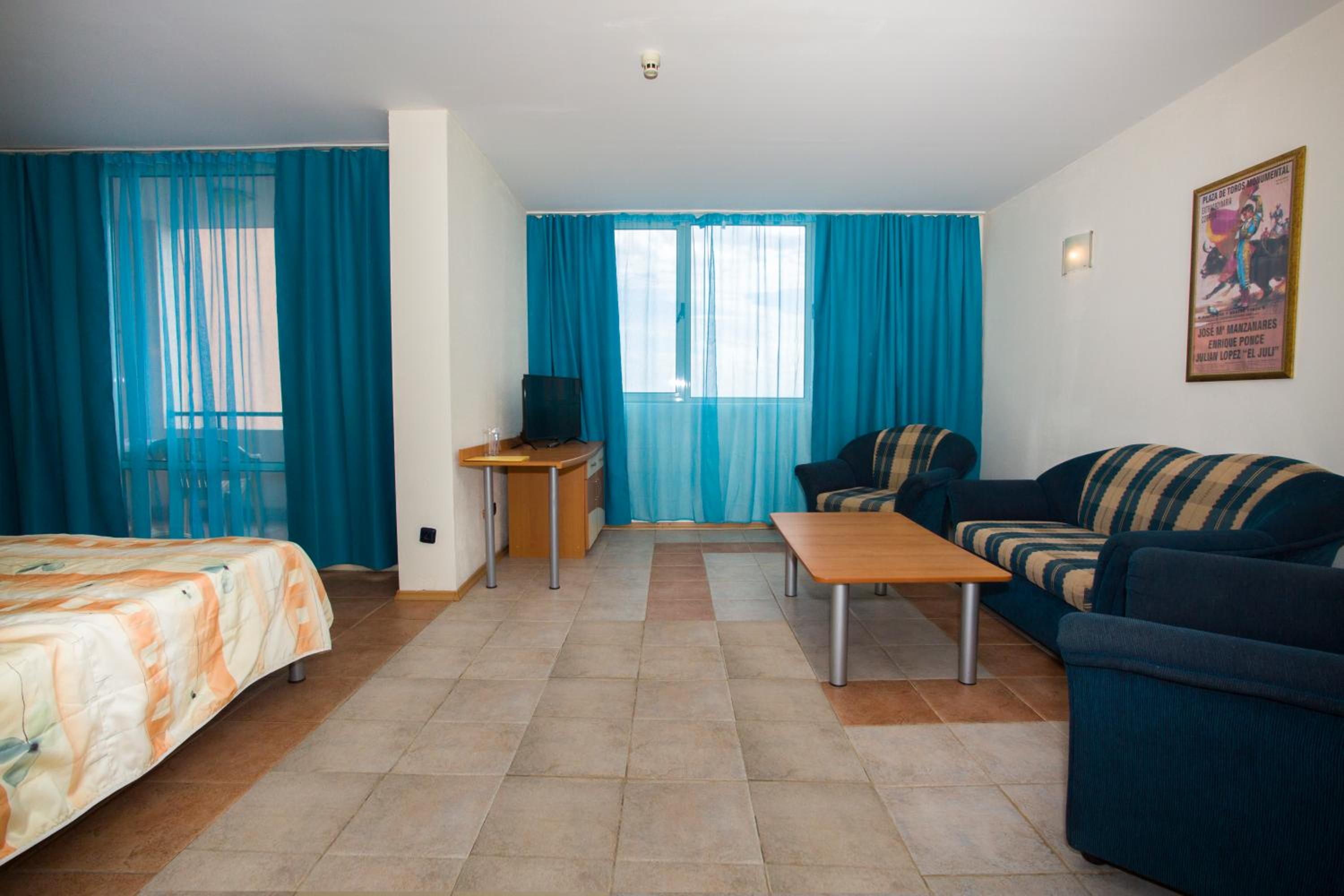 Studio with Sea View