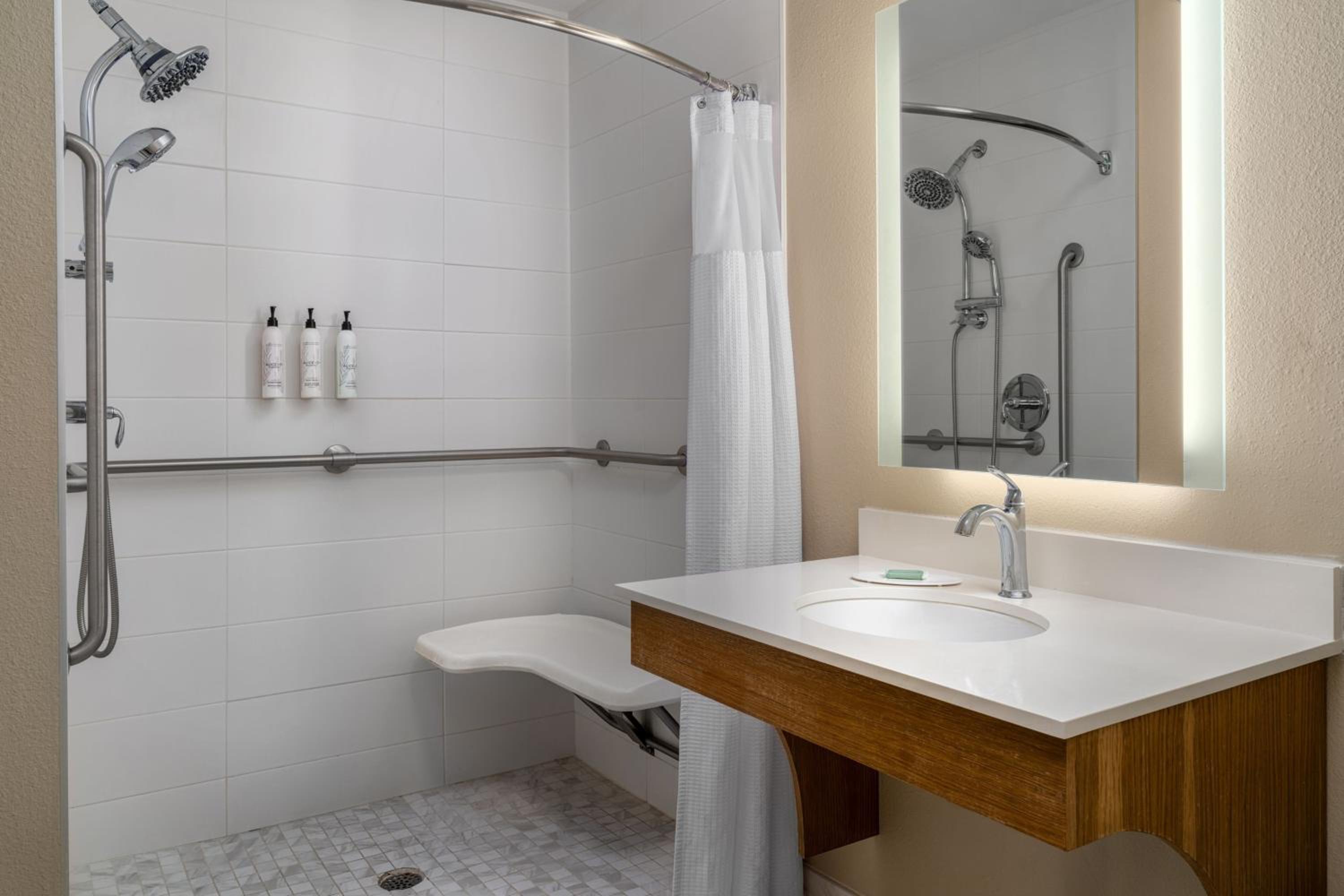 King Studio with Sofa Bed