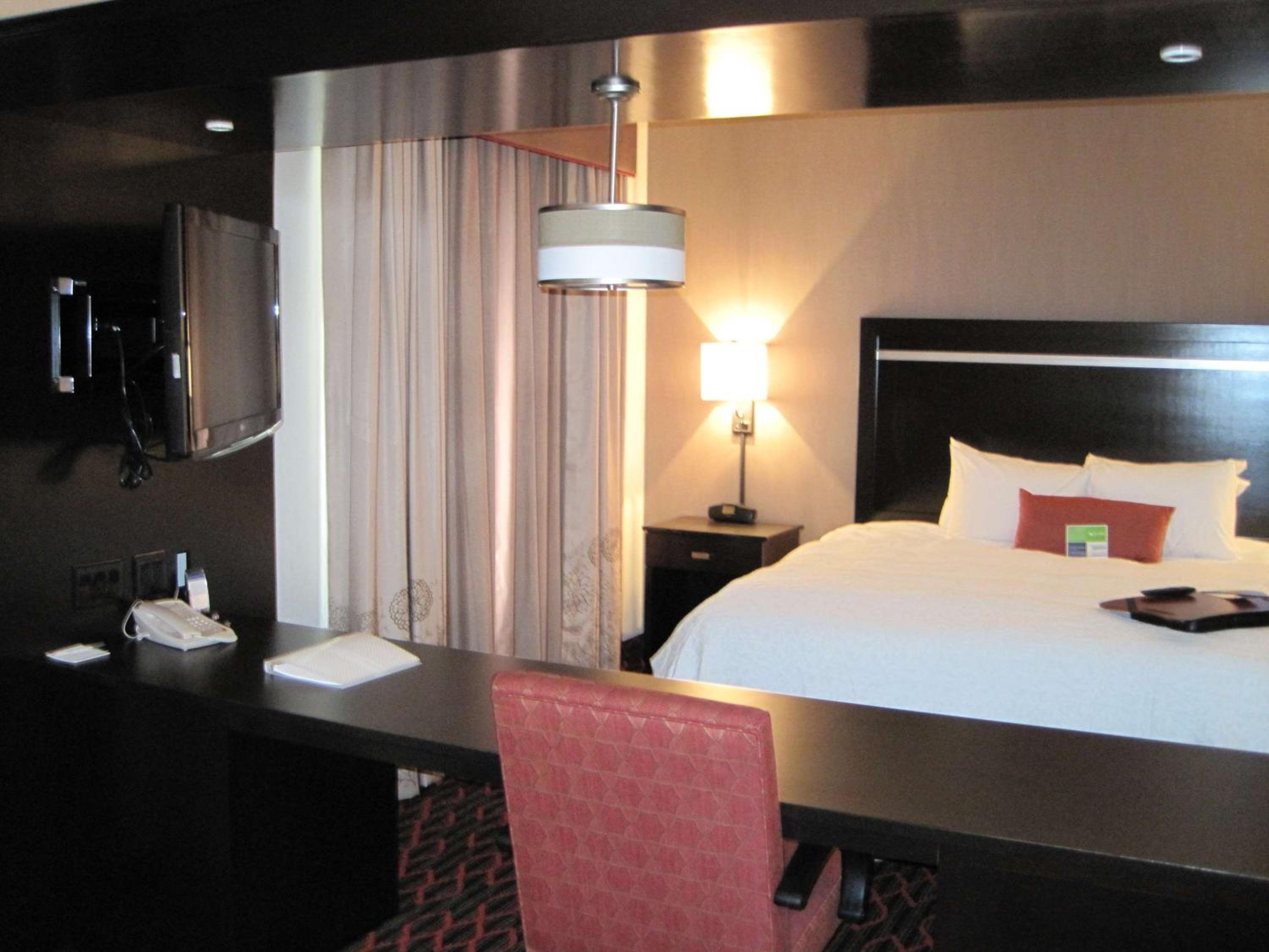 King Studio Suite - Non-Smoking