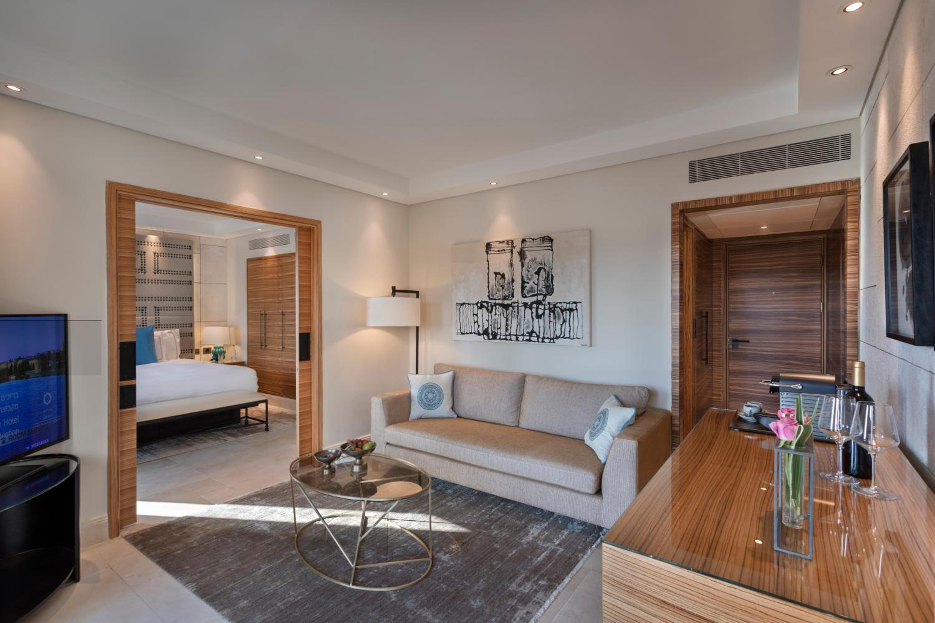 Orient City View Suite