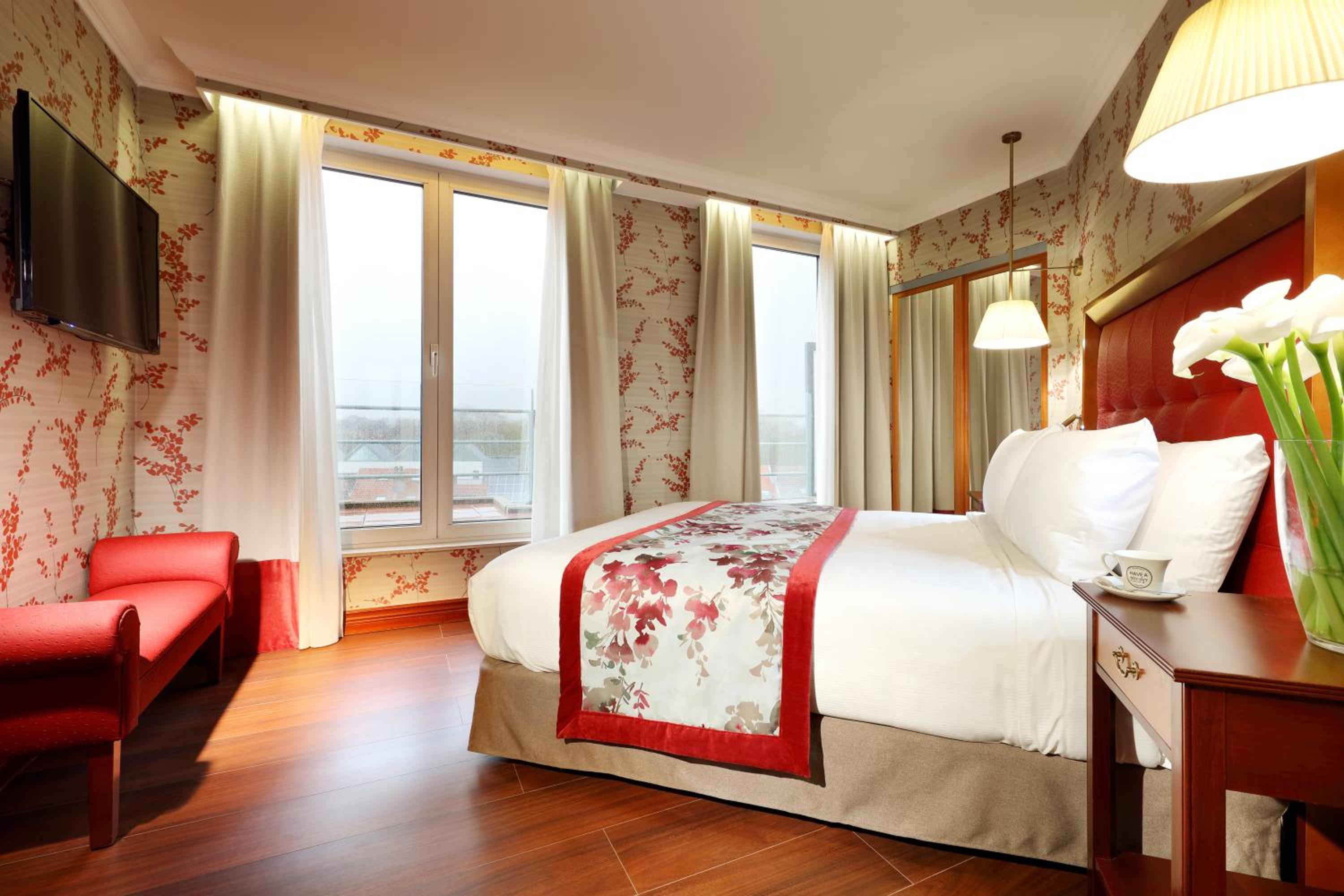 Junior Suite with Terrace