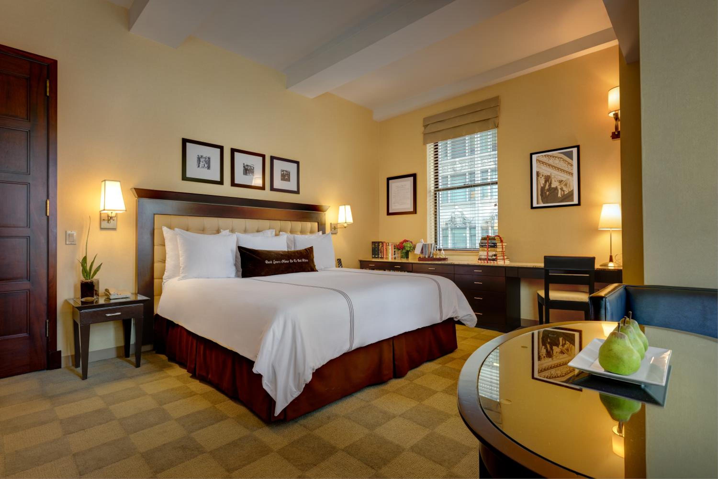 Junior Suite with One King Bed