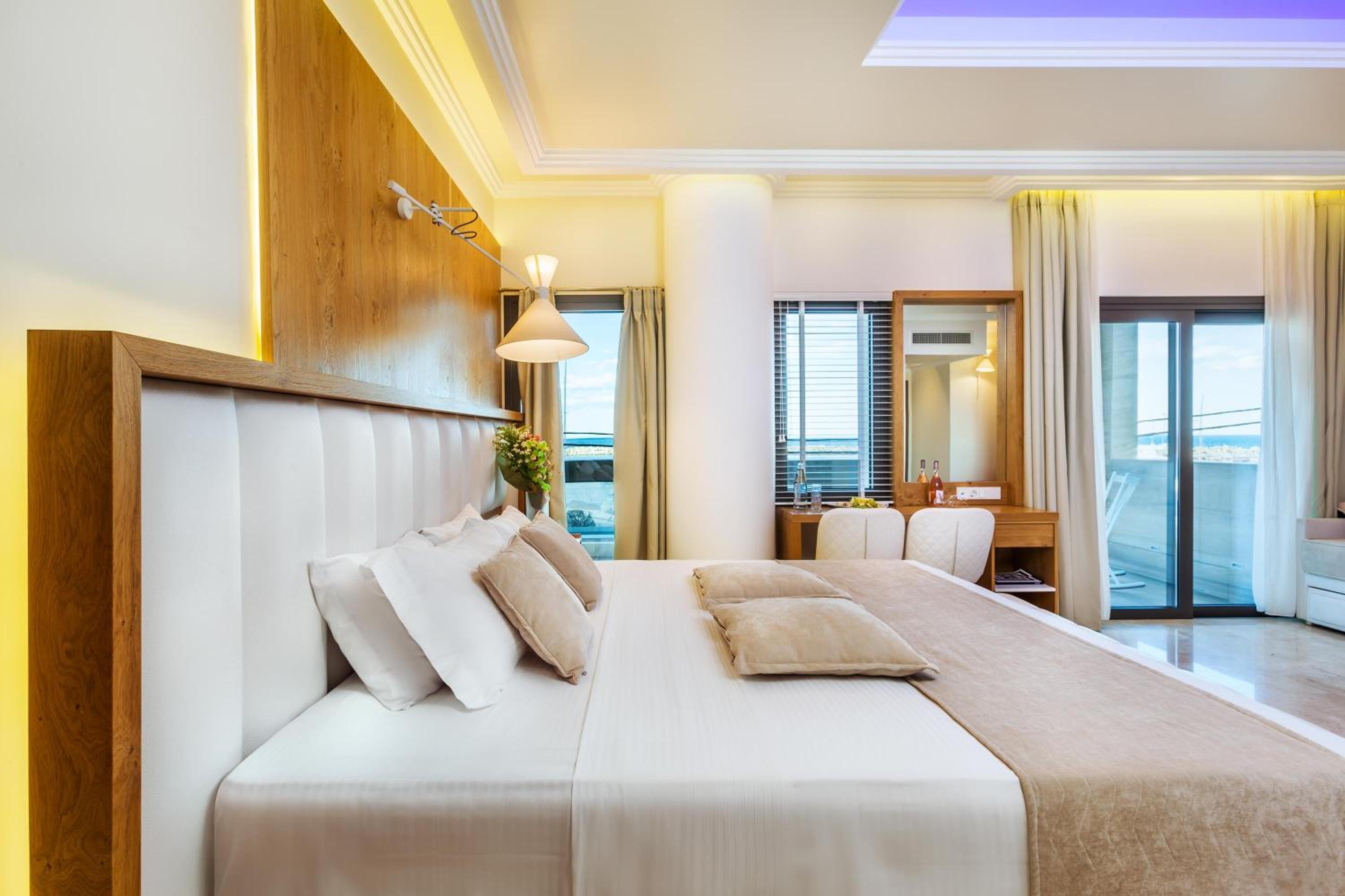 Suite with Sea View