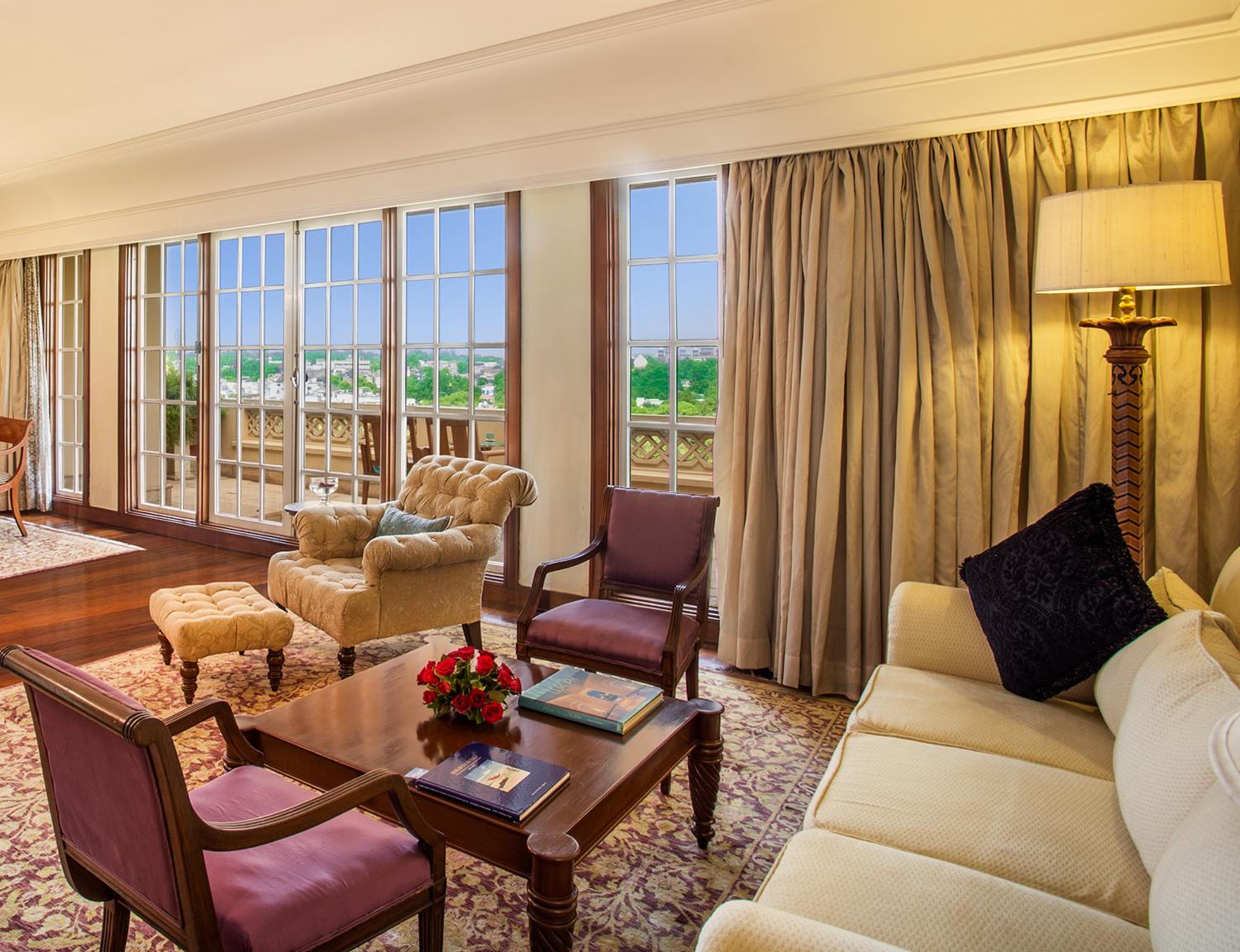 Luxury Suite With Two Balconies And Taj Mahal View