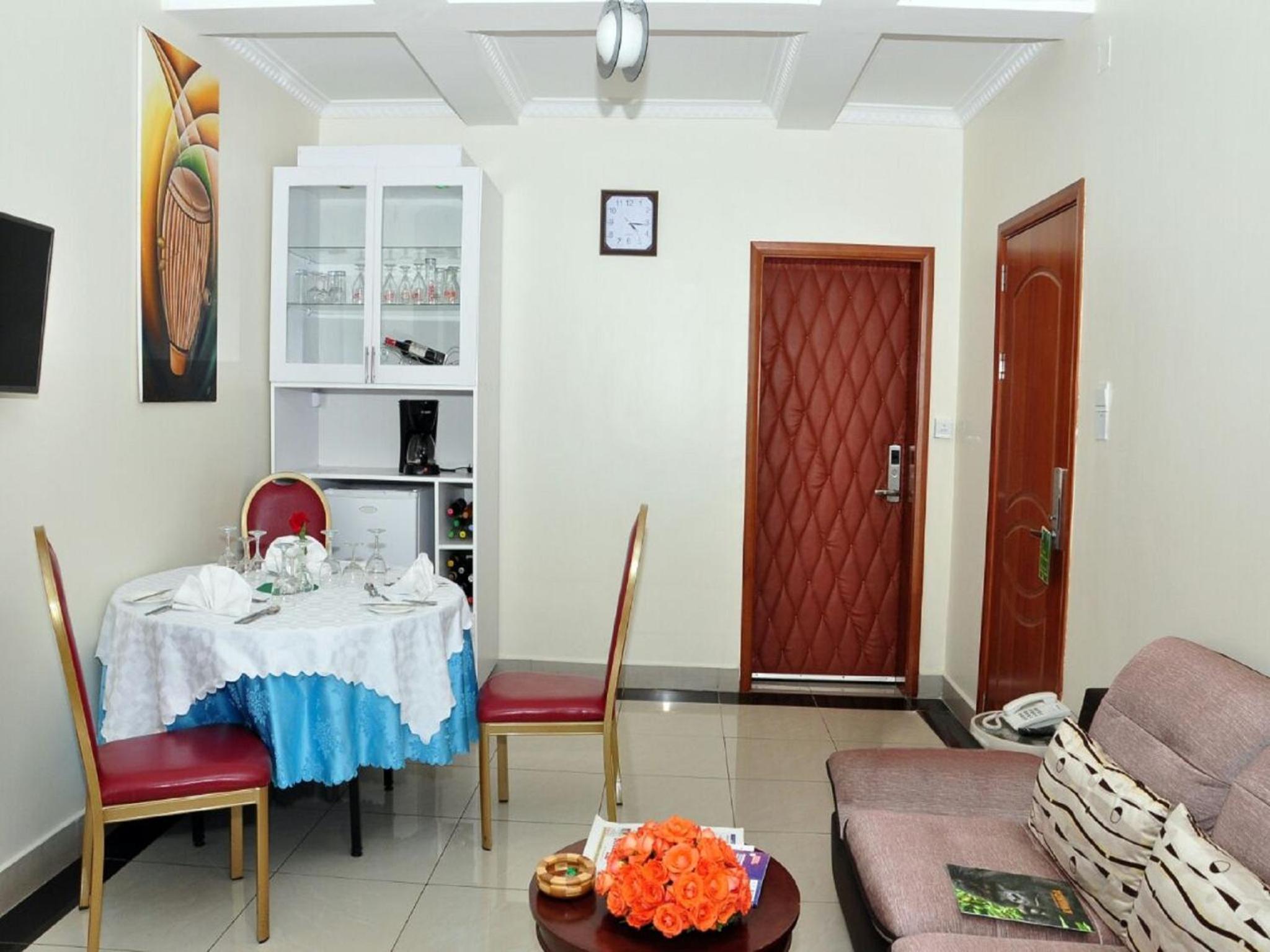 Superior Family Room