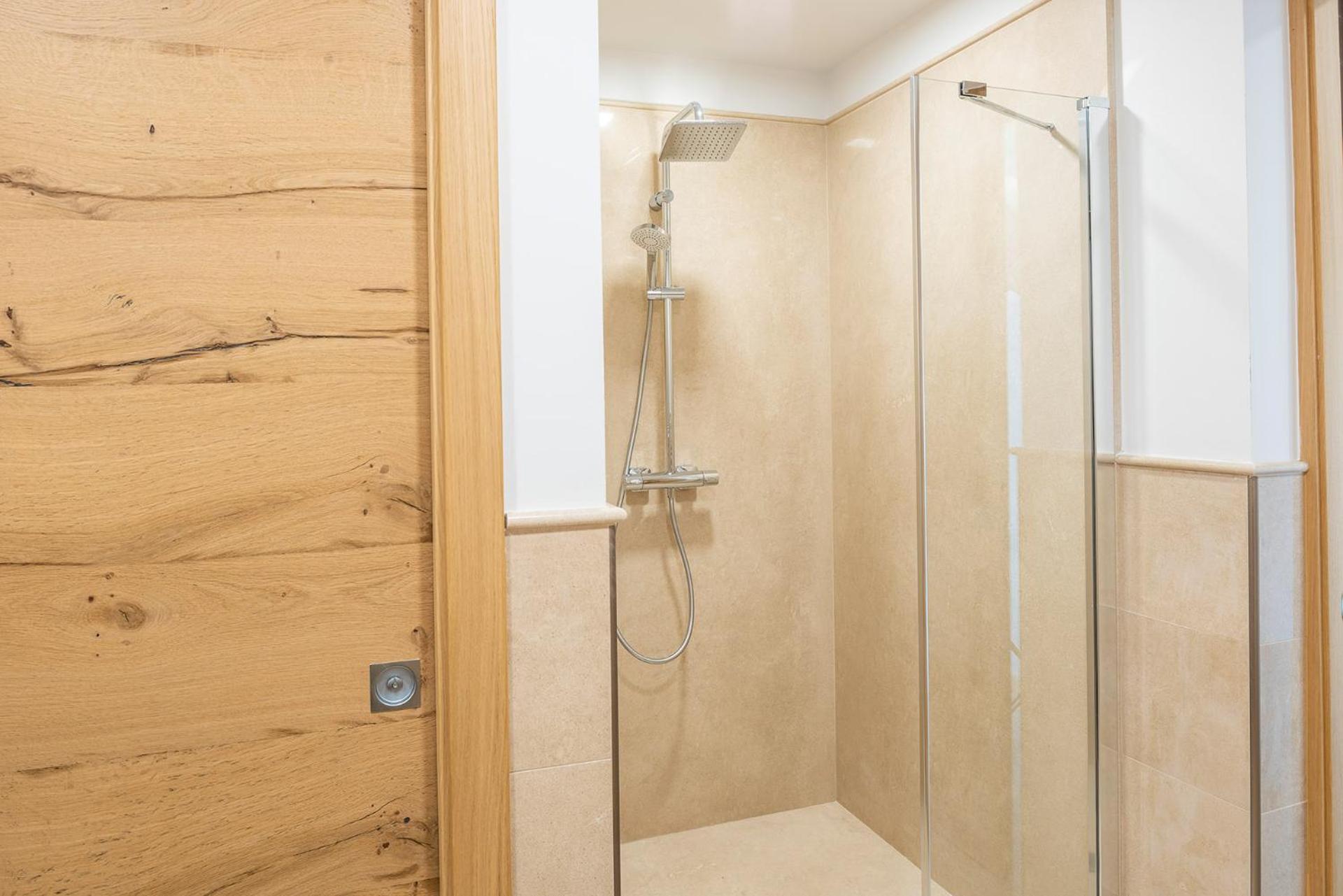 Suite with Infinity Pool