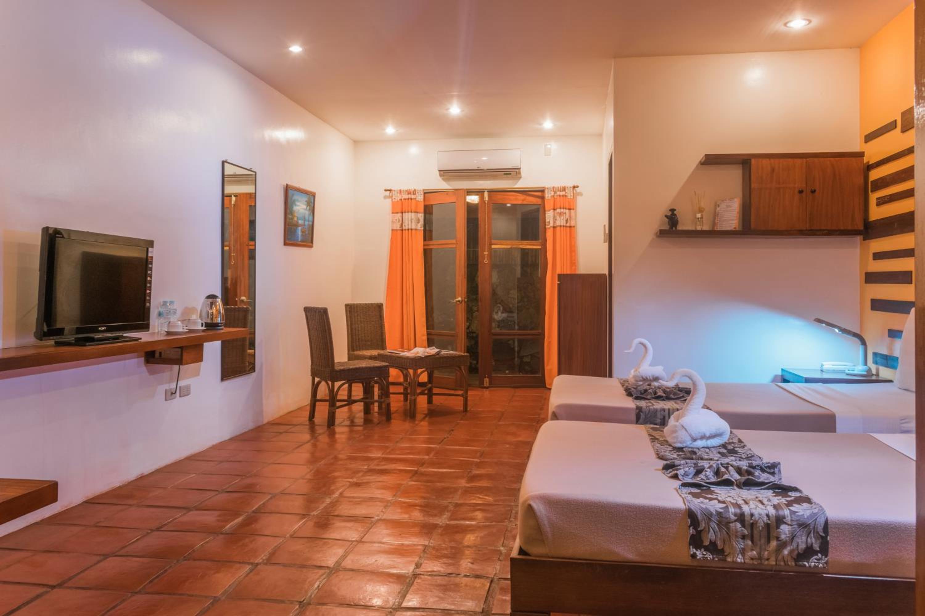 Standard Deluxe Room