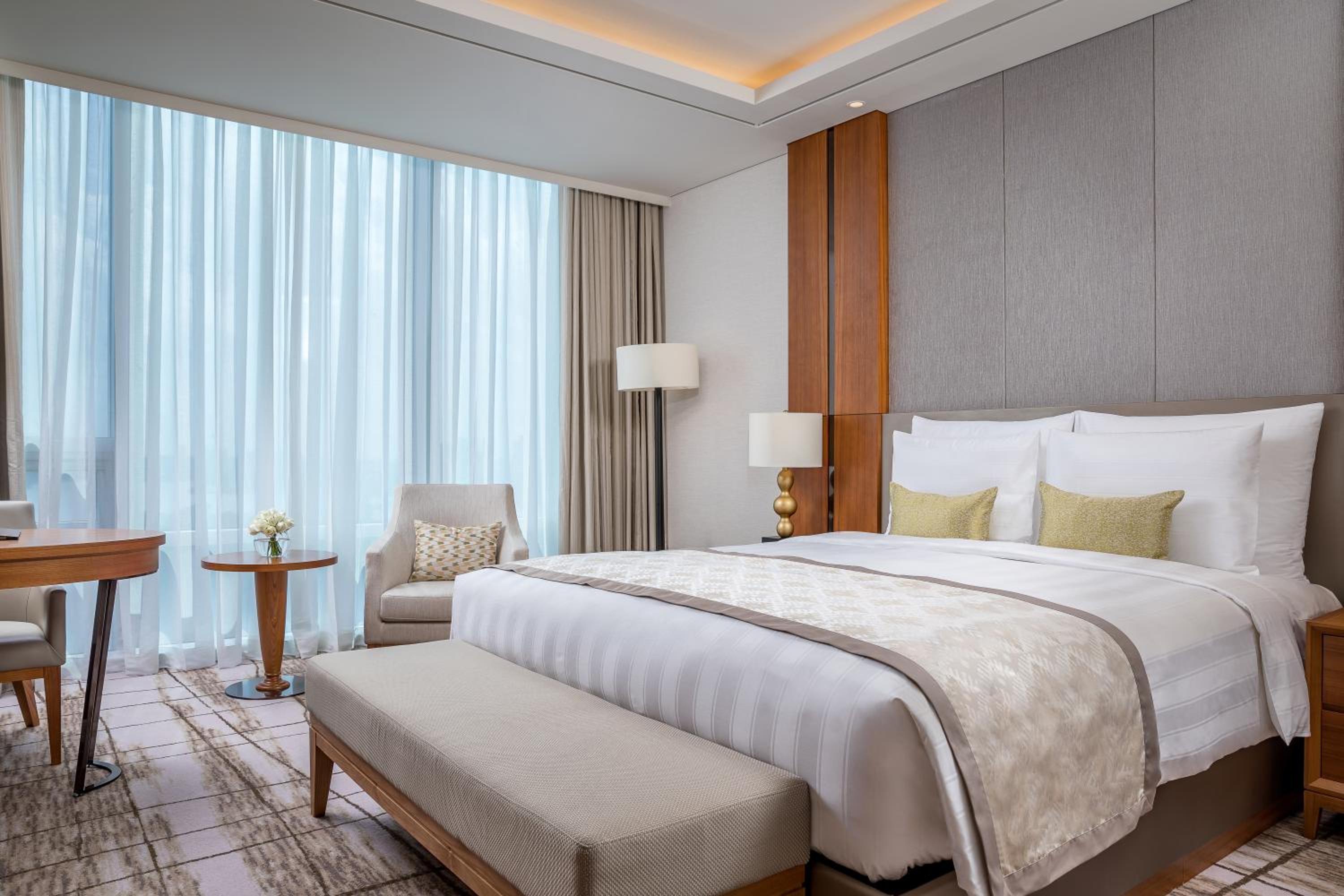 Club Premier Lake Double