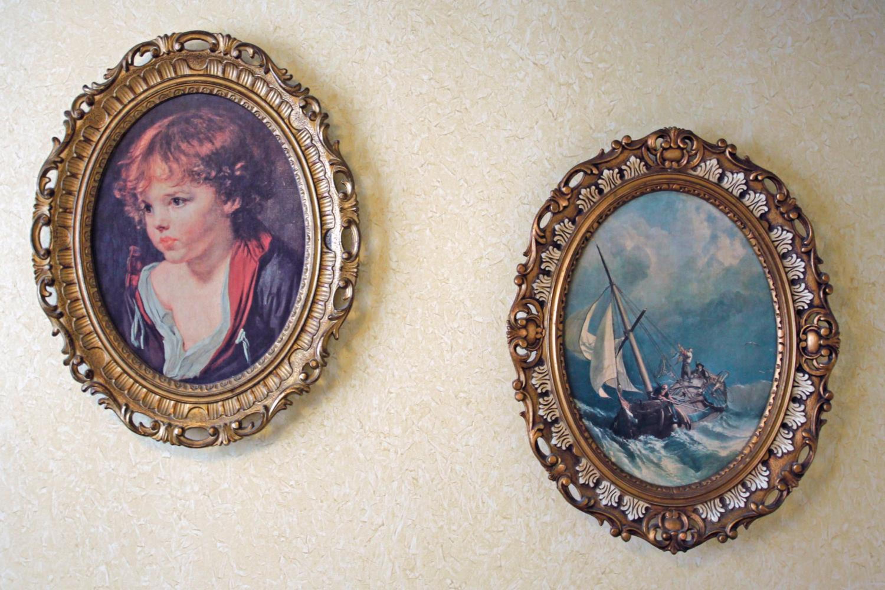 The Old Dutch 'Suite'