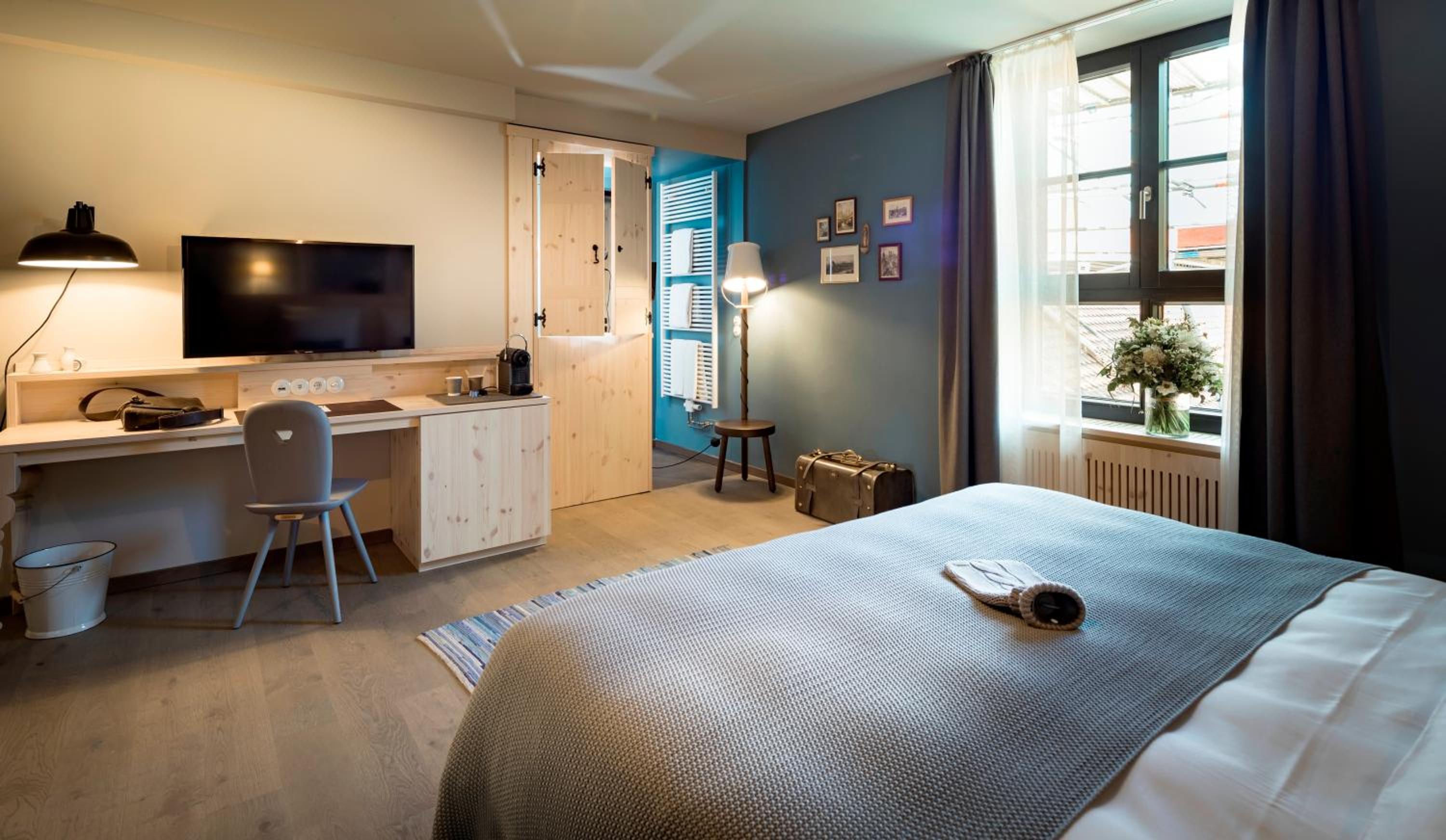 Superior King Room