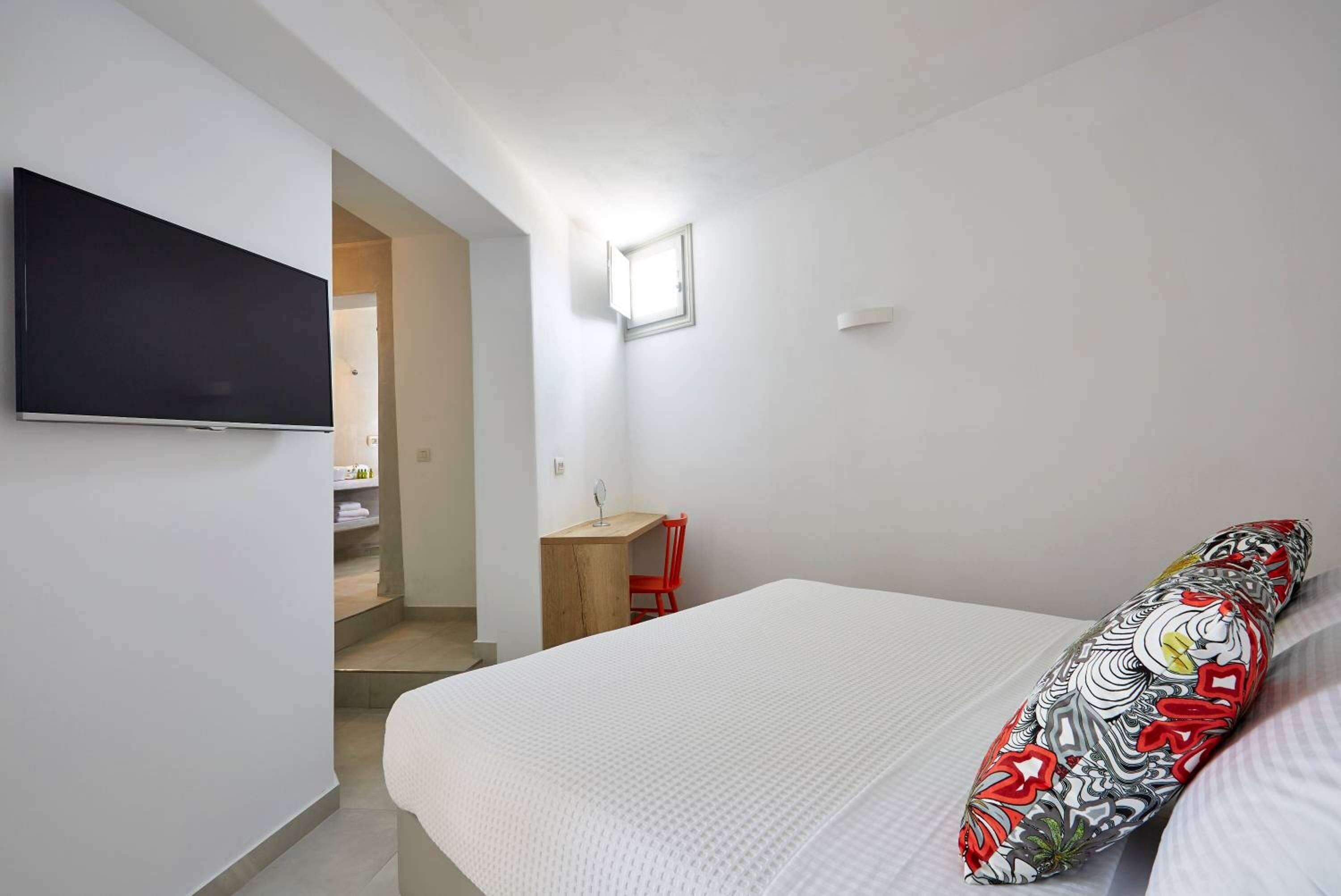 Executive 2BD Suite with Sea View & outdoor Jacuzzi