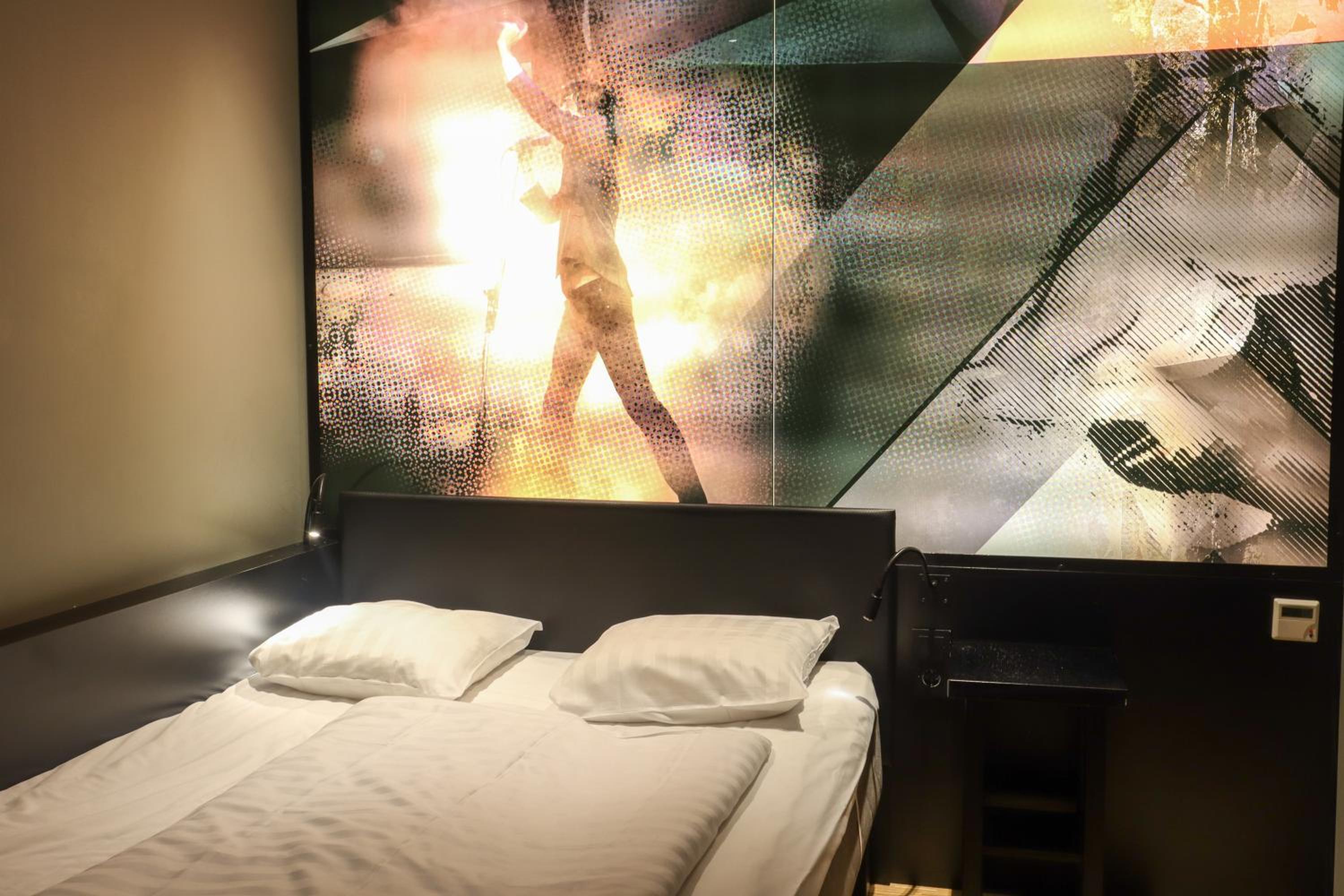 Compact Double Room without Window