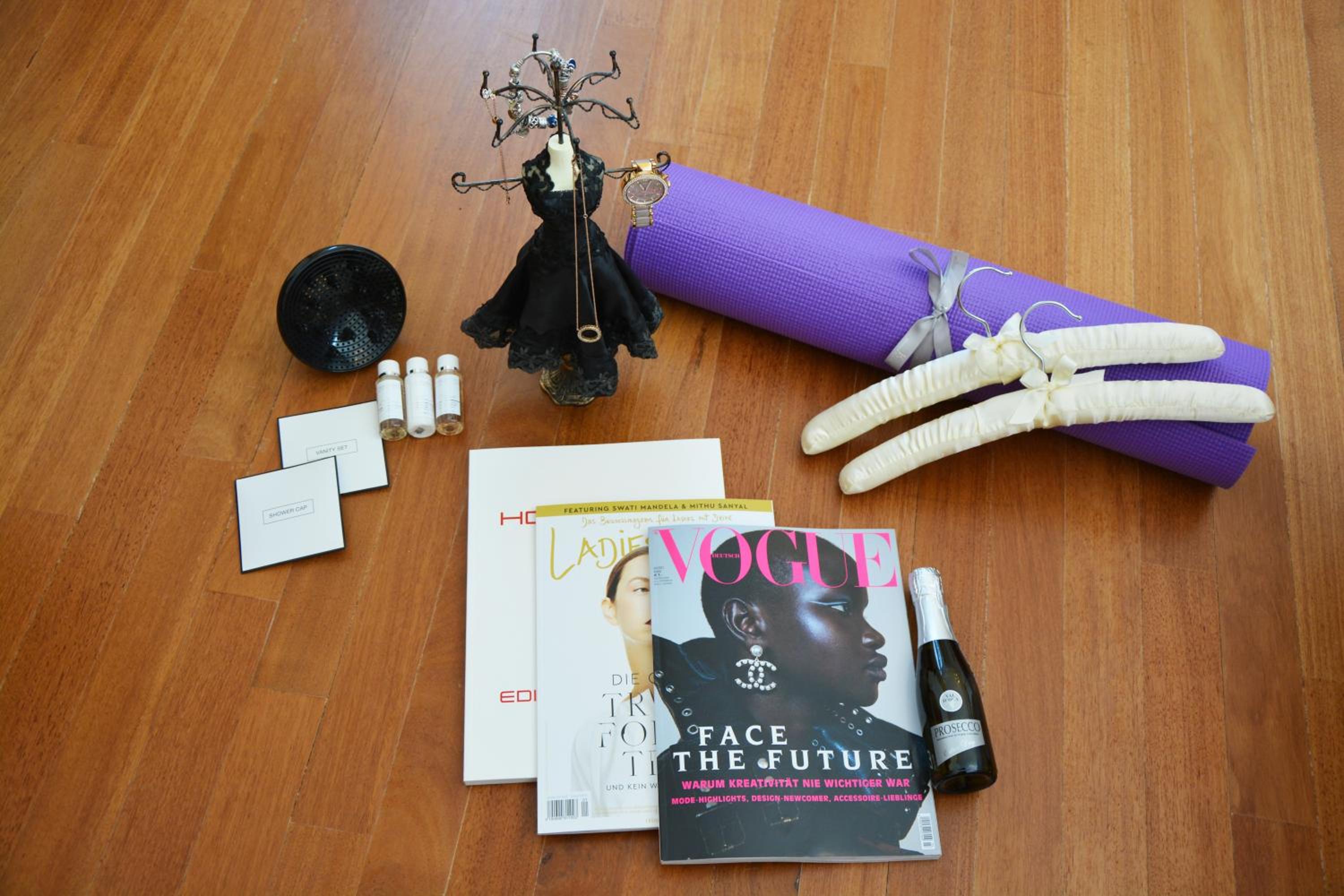 Ladies Floor Junior Suite