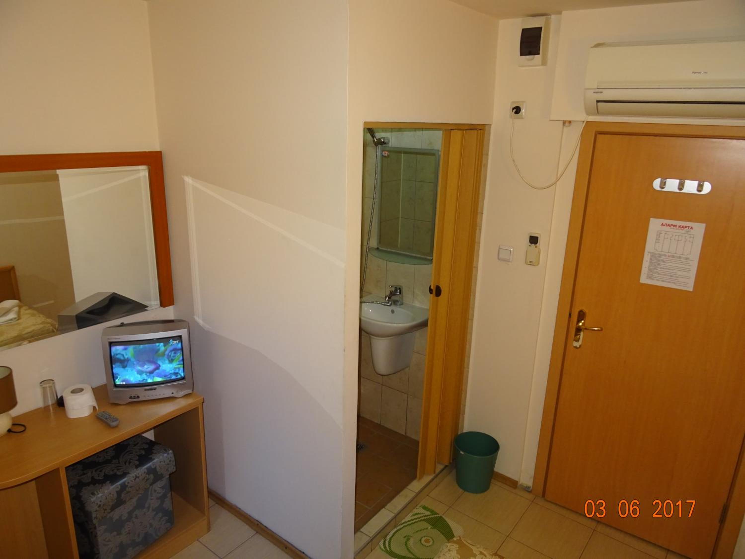Small Single Room