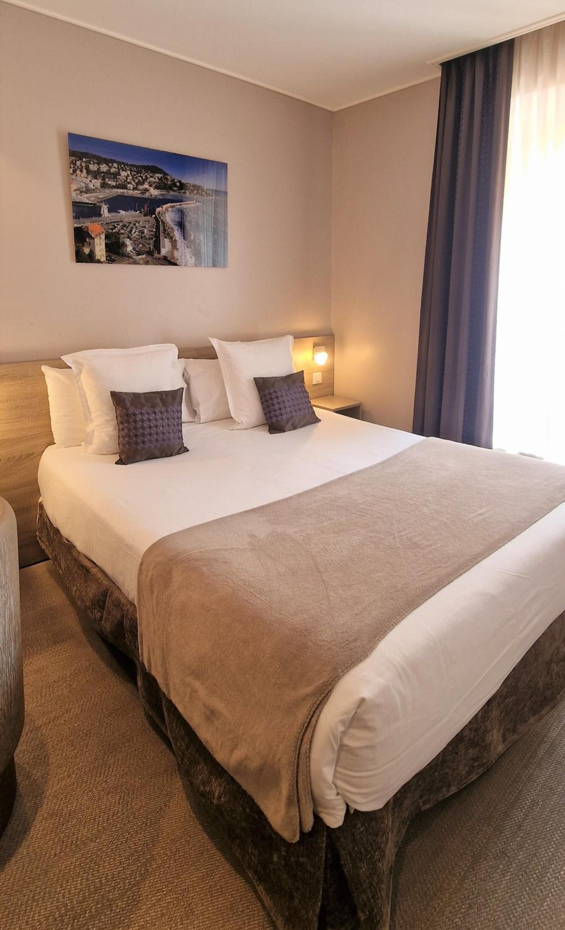 Superior Double or Twin Room - Patio View