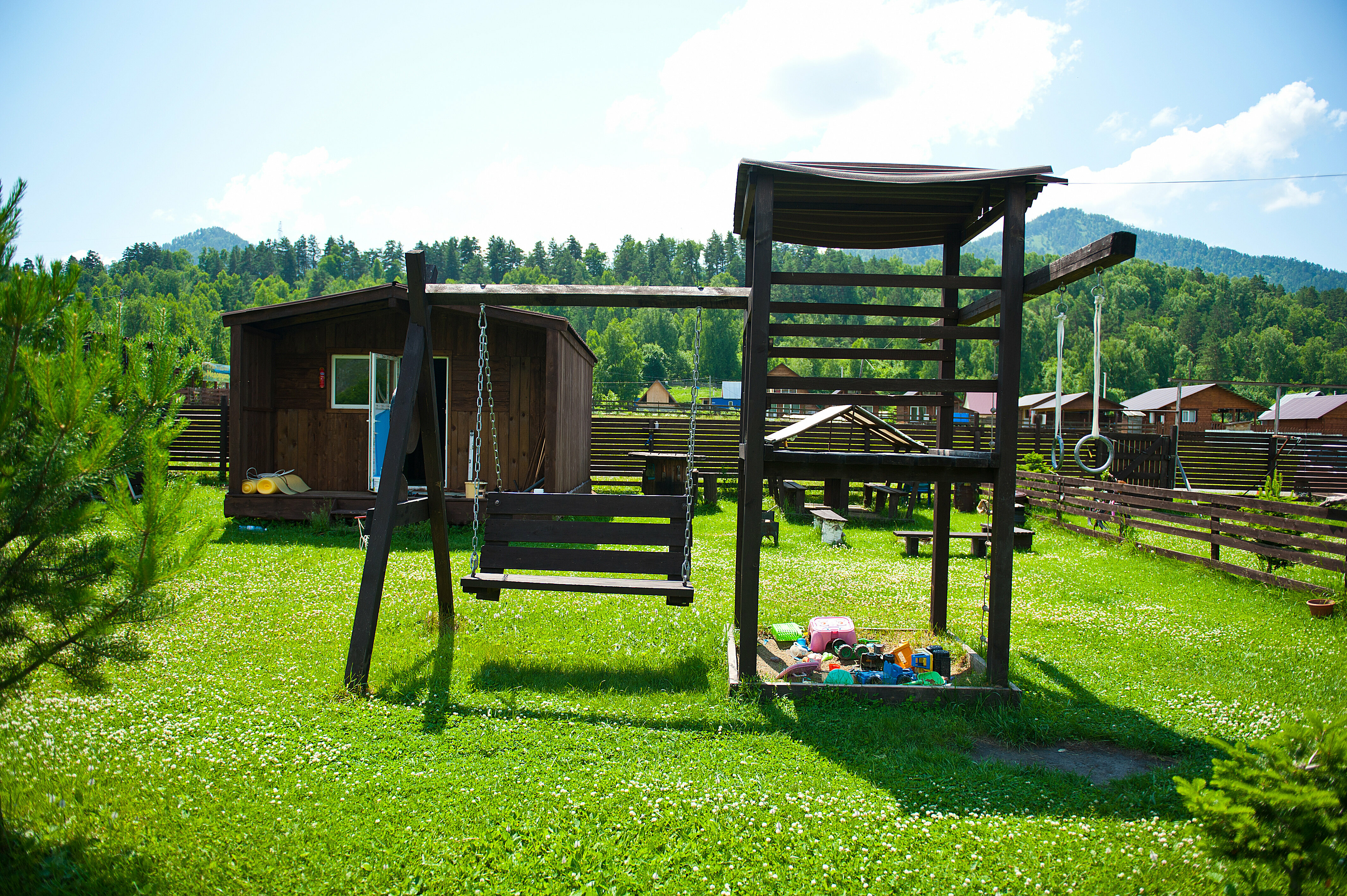 Дом с видом на горы