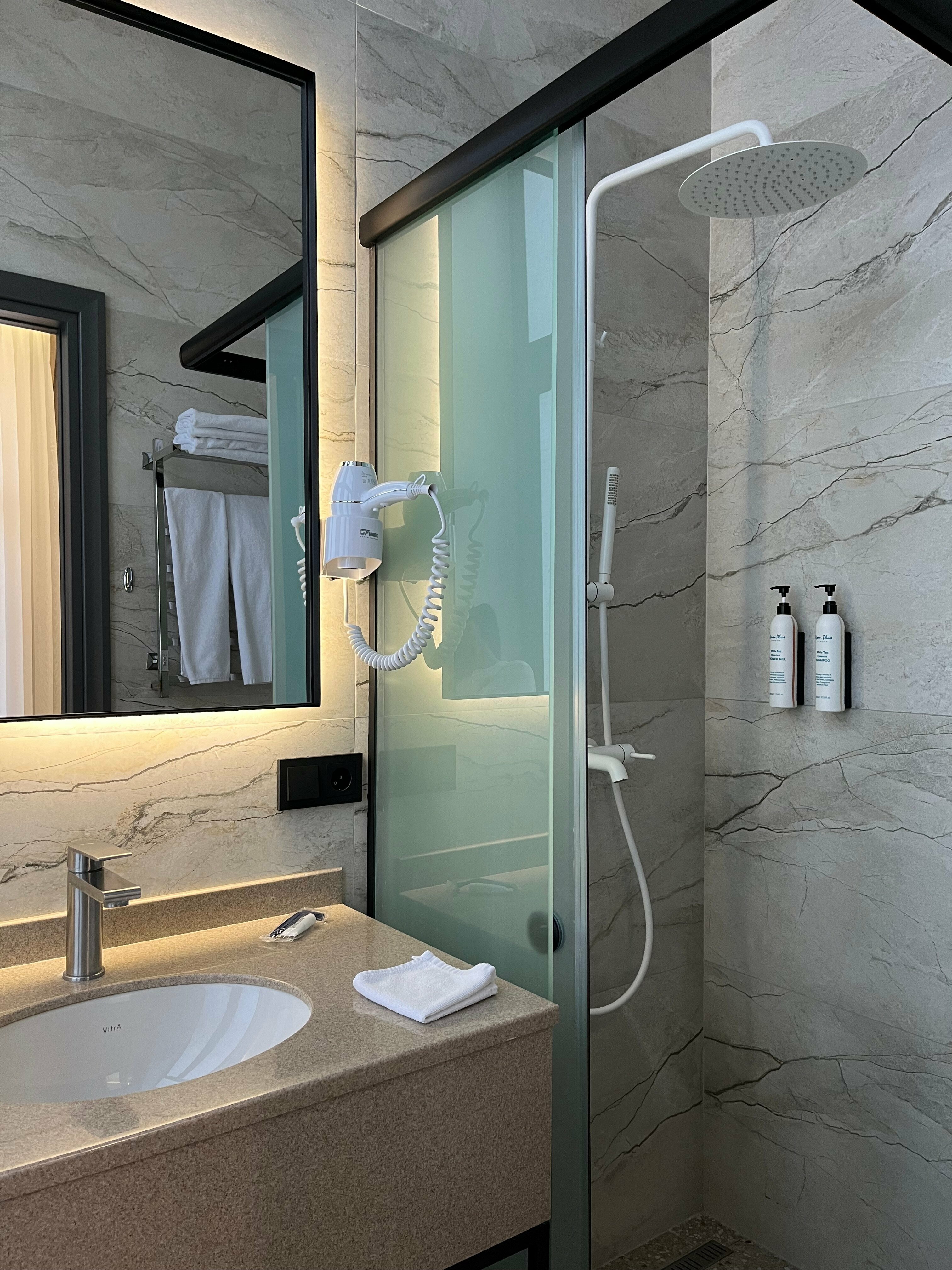 Полулюкс с балконом