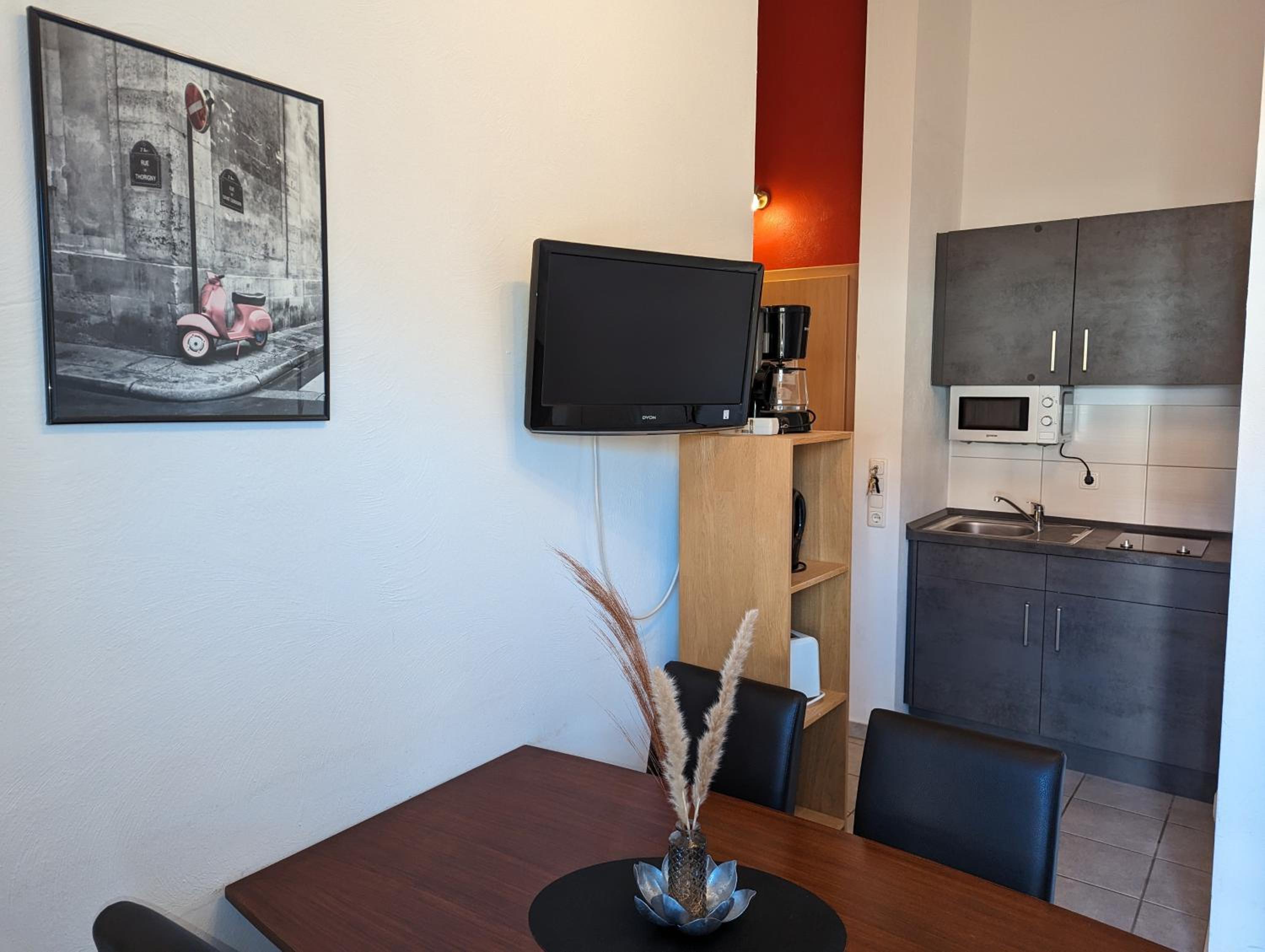 One-Bedroom Apartment (2 - 5 Adults)