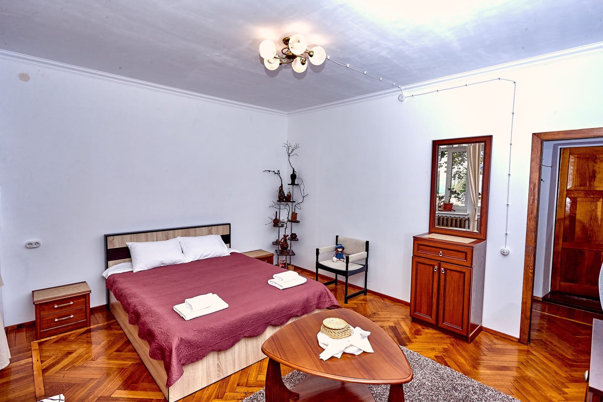 Четырехместный номер с ванной комнатой