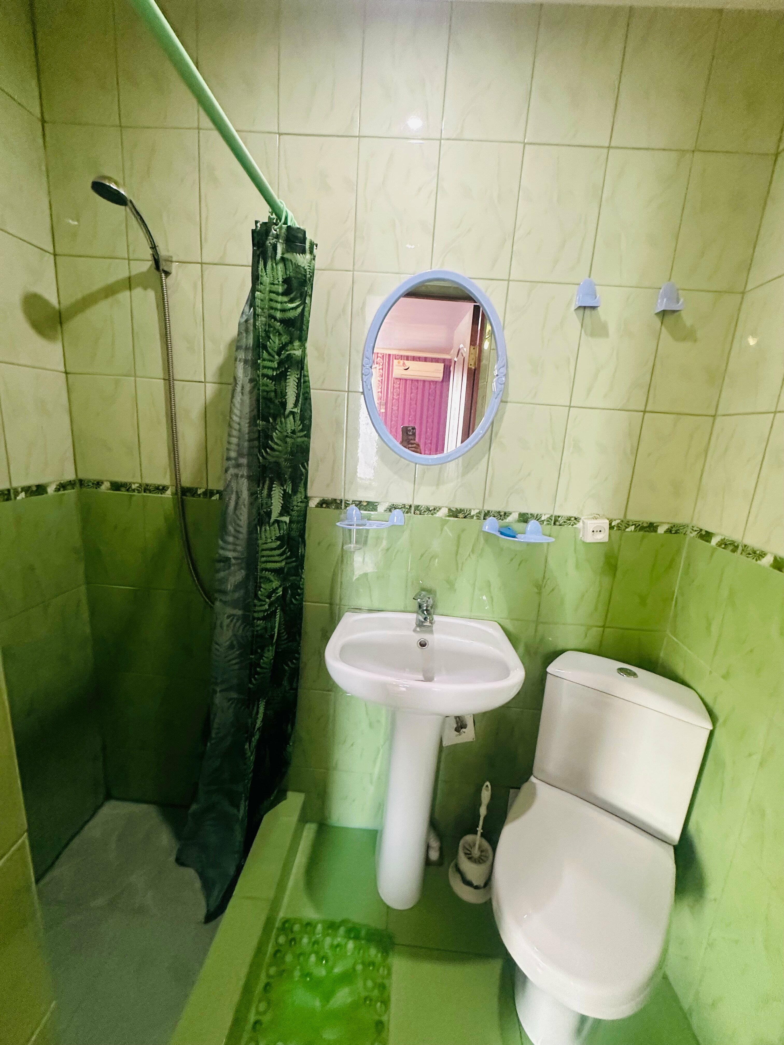 Трехместный номер с ванной